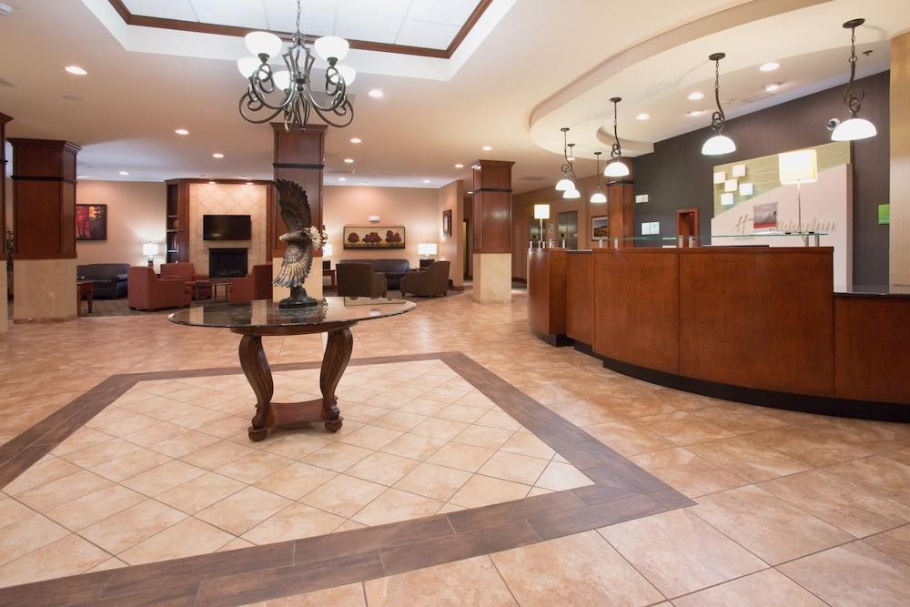 Hotel Express & By Ihg Trinidad
