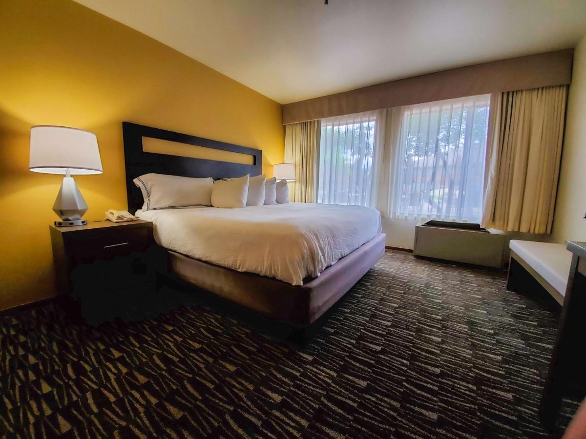 Hotel Western Plaza Longmont