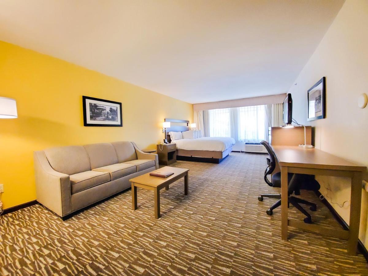 Hotel Western Plaza