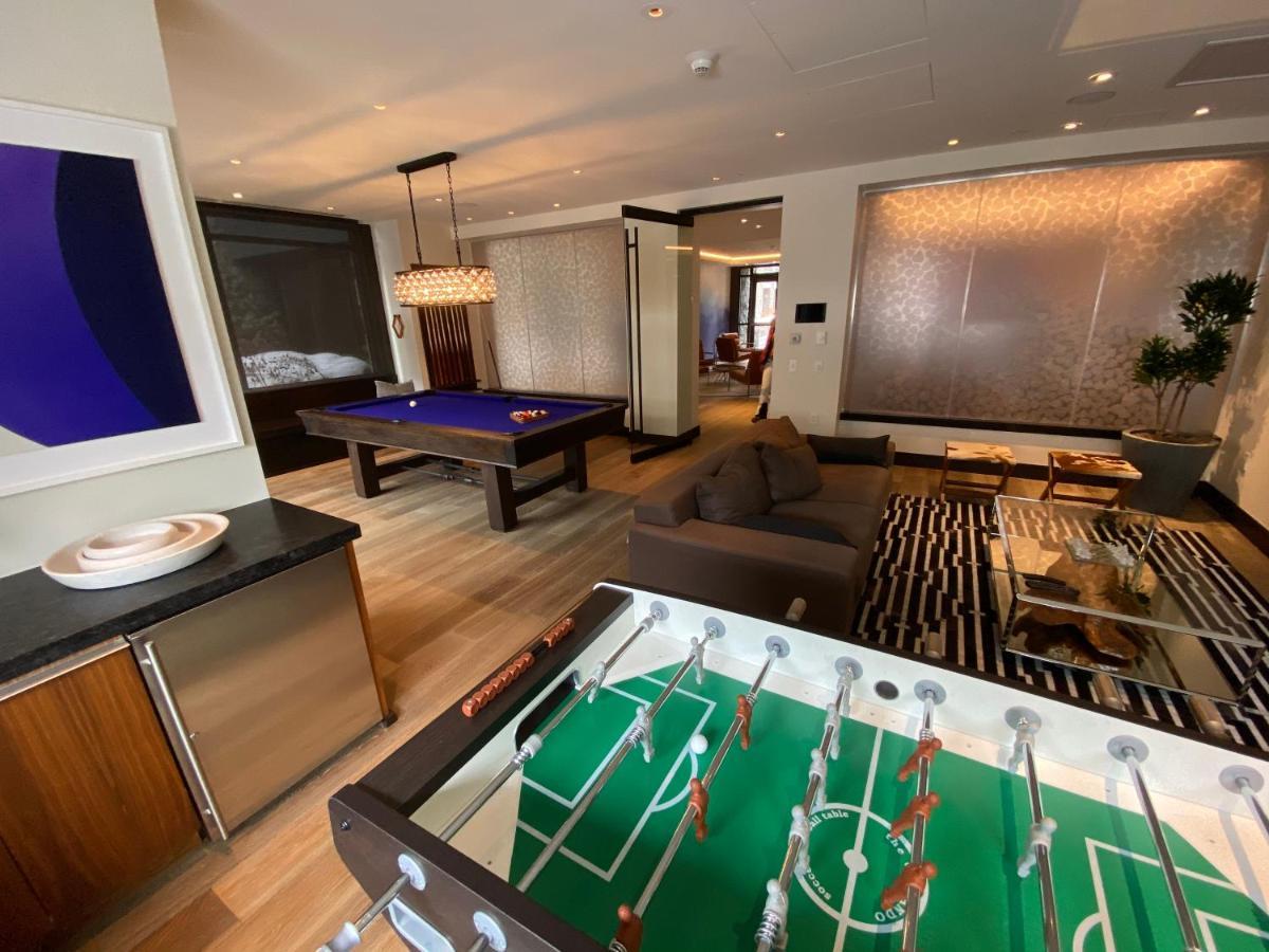 Apartment Luxury, Meters To Lionshead Gondola. The Lion