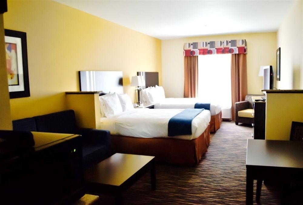 Express & Denver North - By Ihg 2*