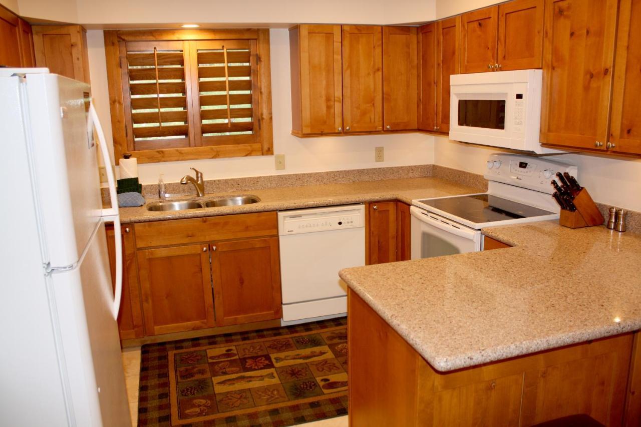 Woods Manor #302-a - Close To Main Street - Access To Indoor Hot Tub And Shuttle * Breckenridge