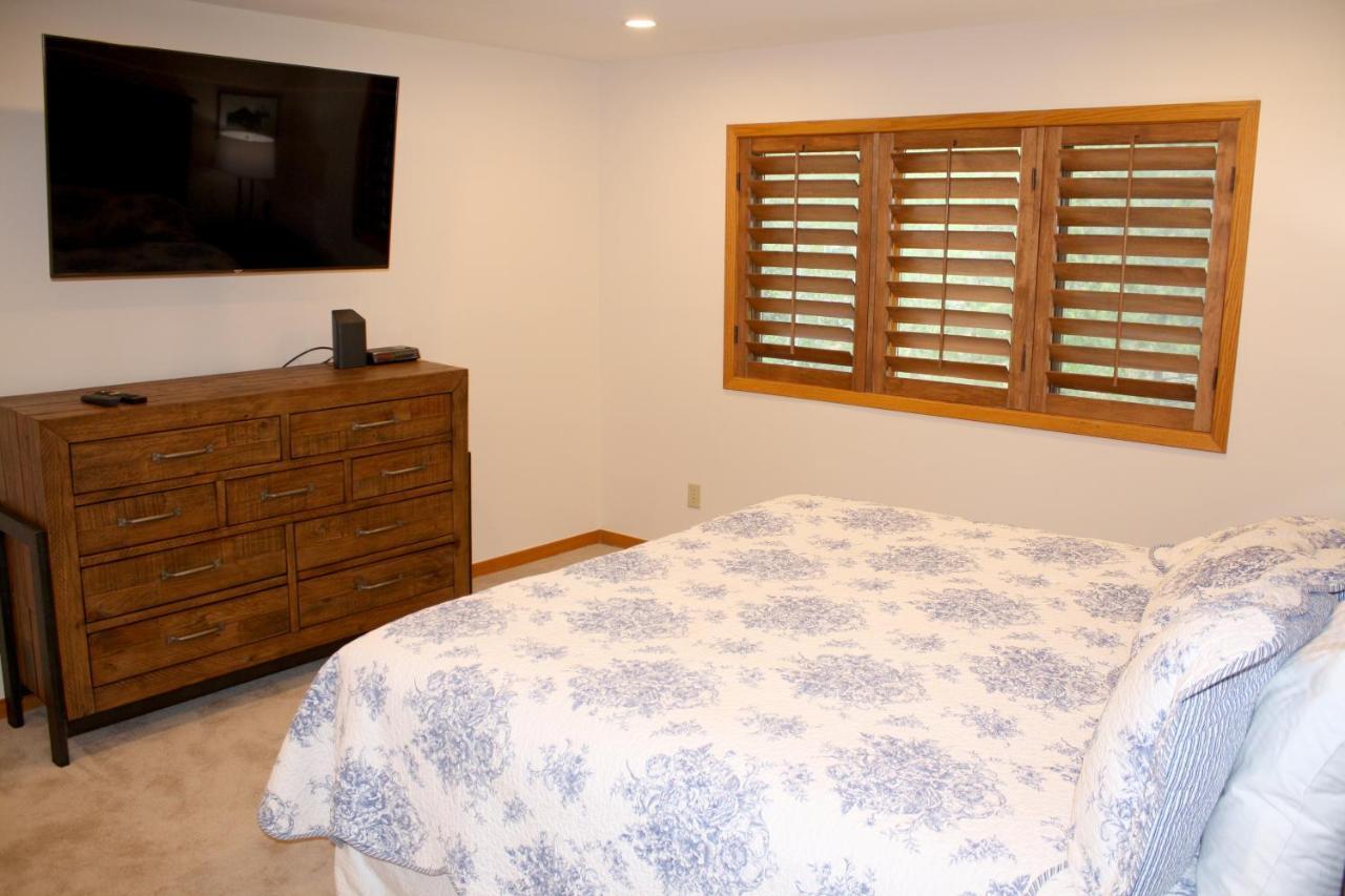 Woods Manor #302-a - Close To Main Street - Access To Indoor Hot Tub And Shuttle * Breckenridge