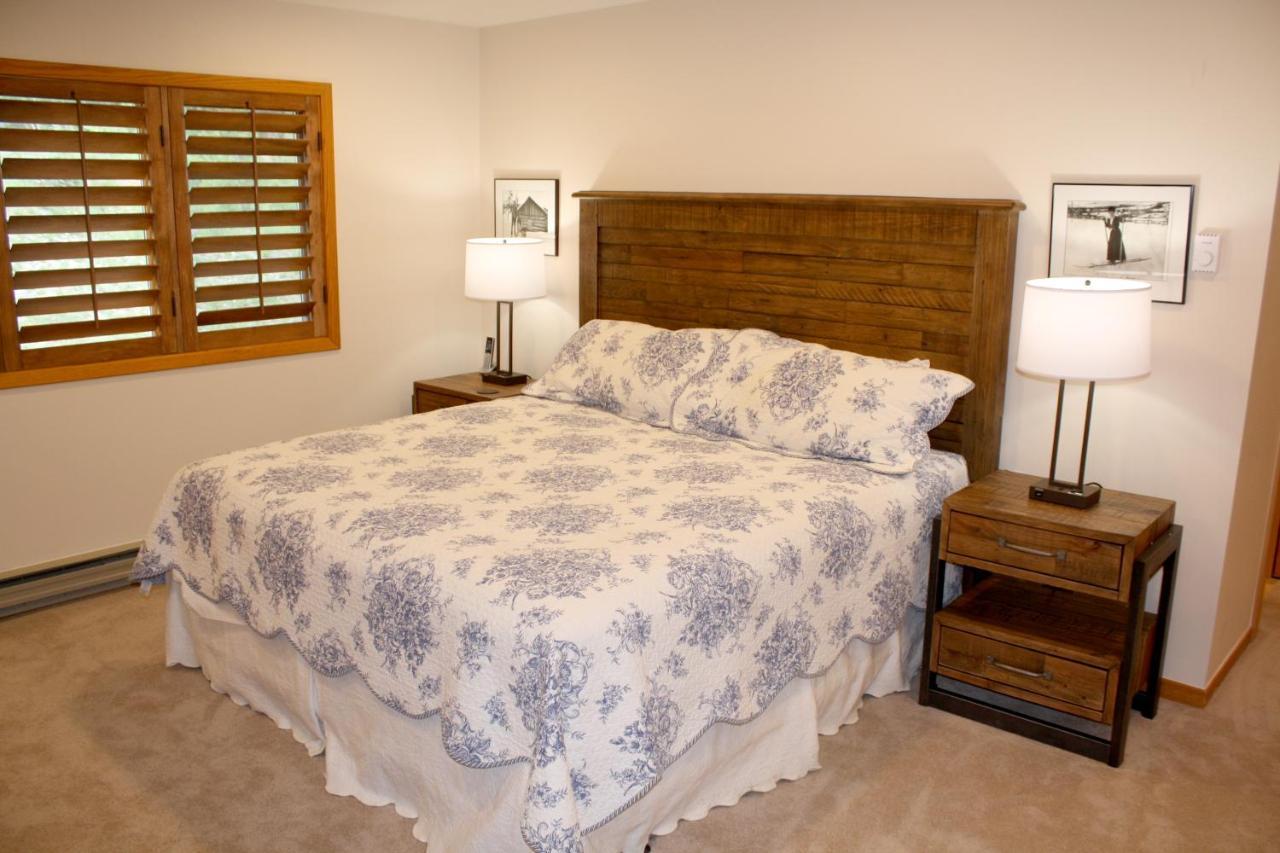 Holiday home Woods Manor #302-a - Close To Main Street - Access To Indoor Hot Tub And Shuttle