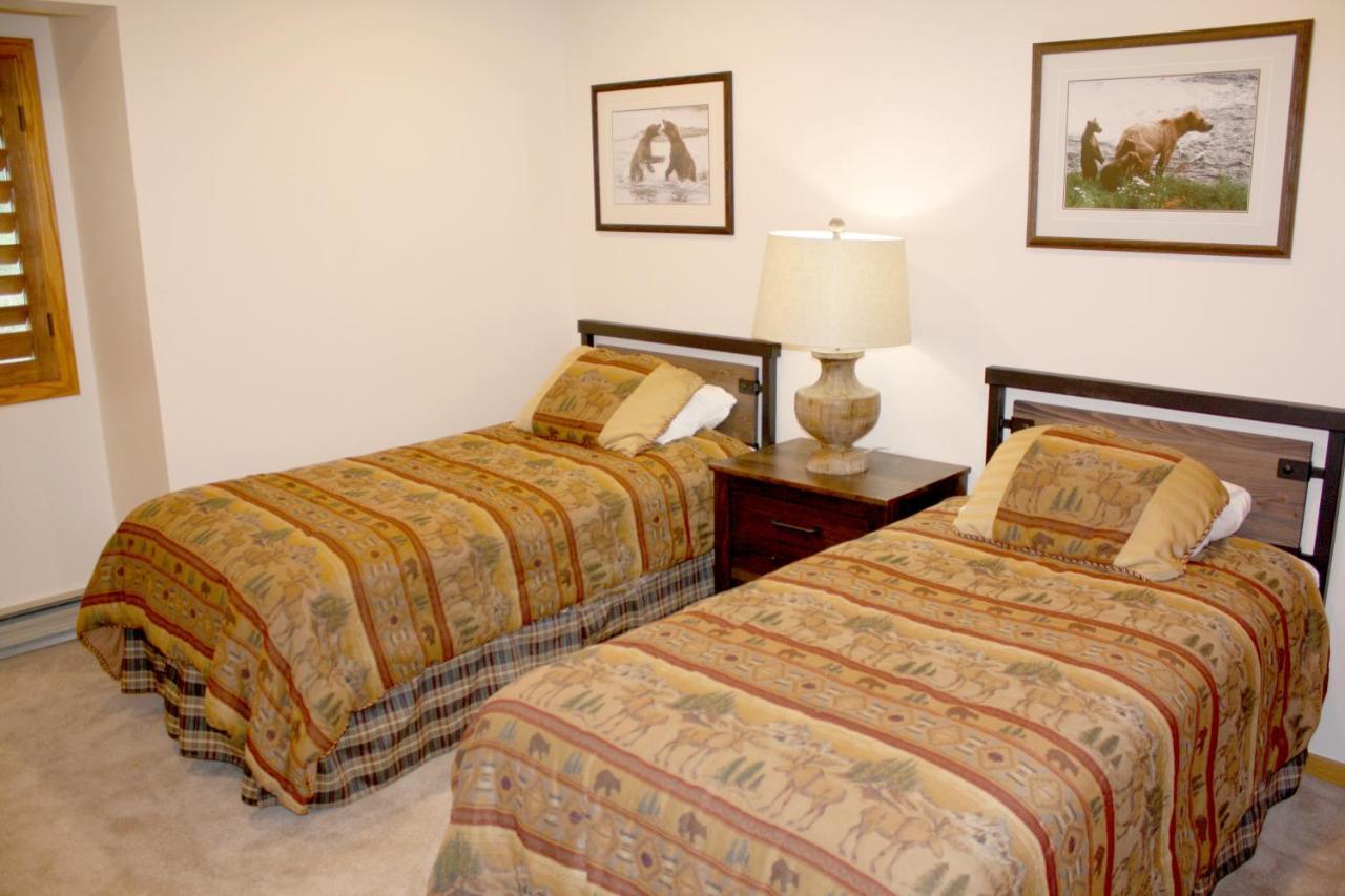Woods Manor #302-a - Close To Main Street - Access To Indoor Hot Tub And Shuttle * Breckenridge