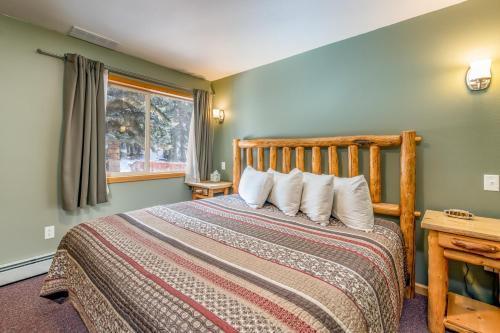 Stonebrook - Adult Only 2*