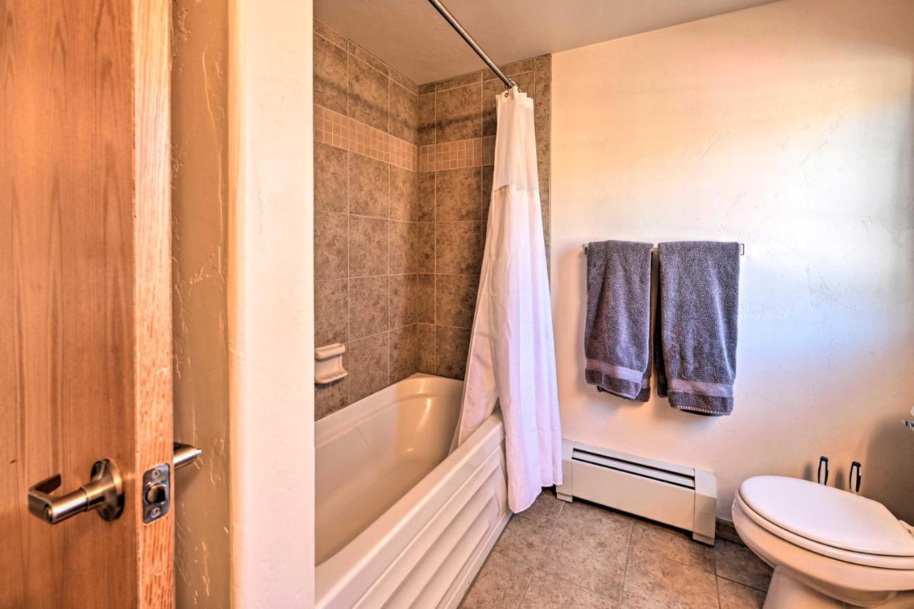 Apartment Steamboat With Garage, 1 Mi To