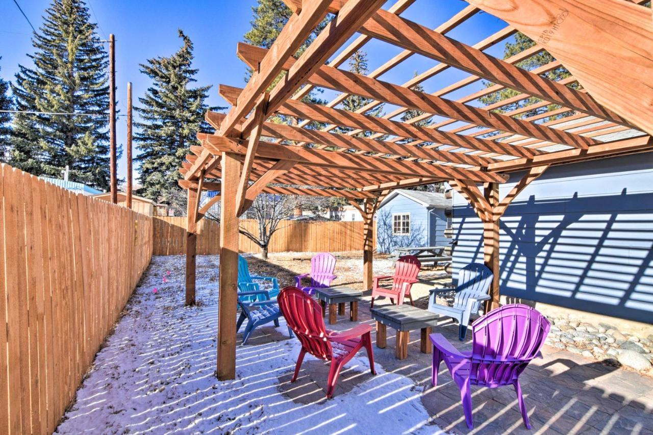 Downtown With Patio And Grill!
