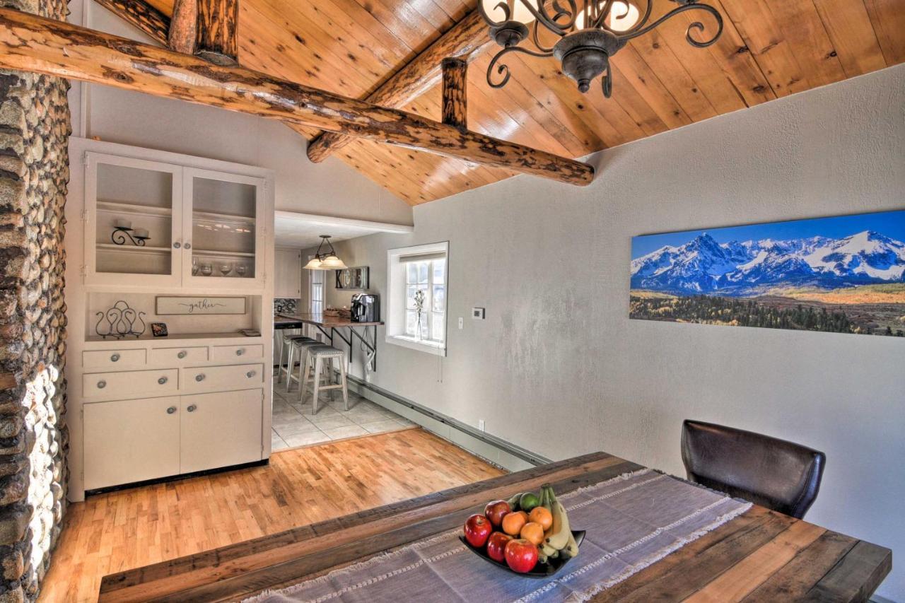 Holiday home Downtown With Patio And Grill!