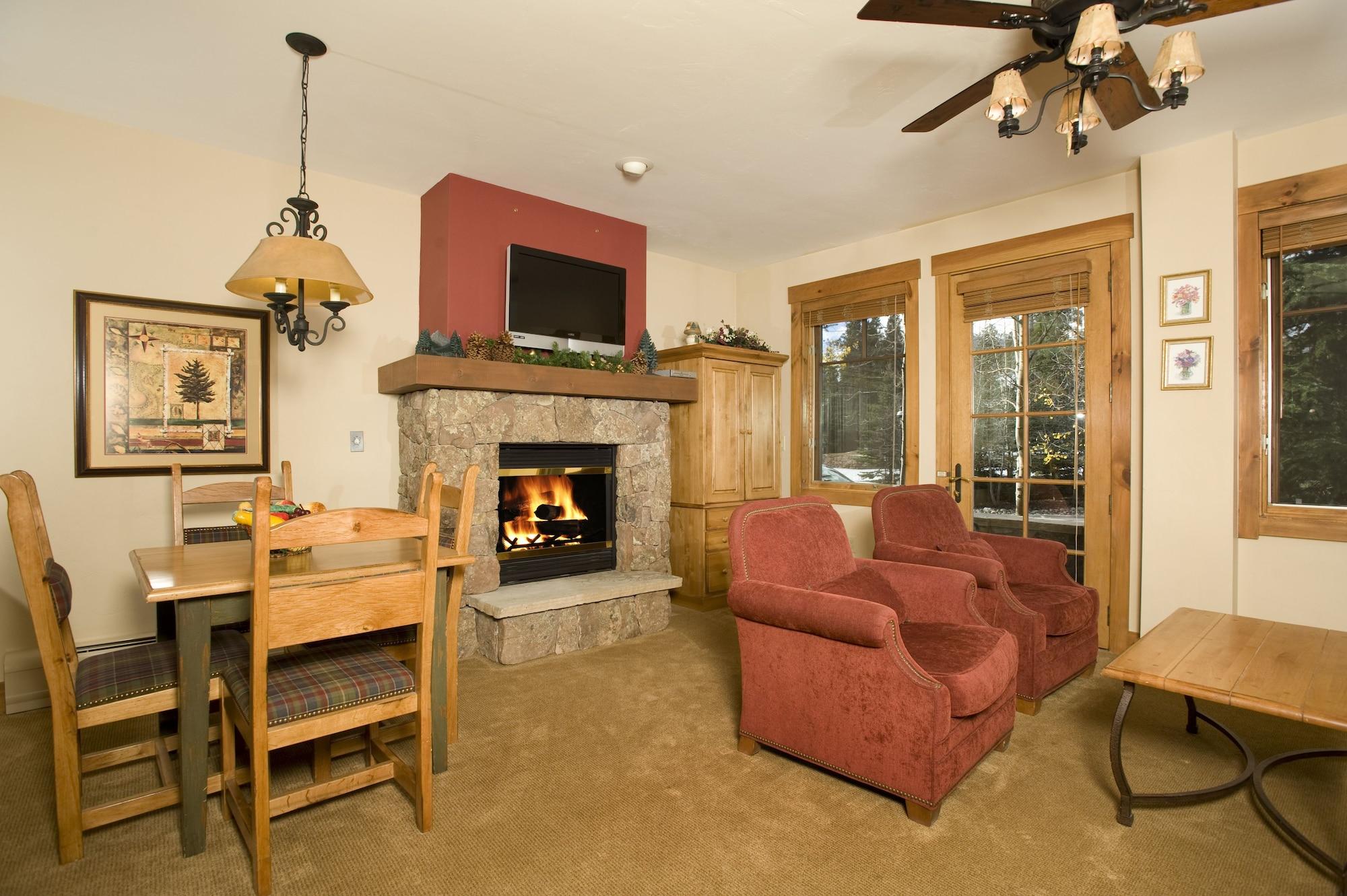 Mountain Thunder Lodge