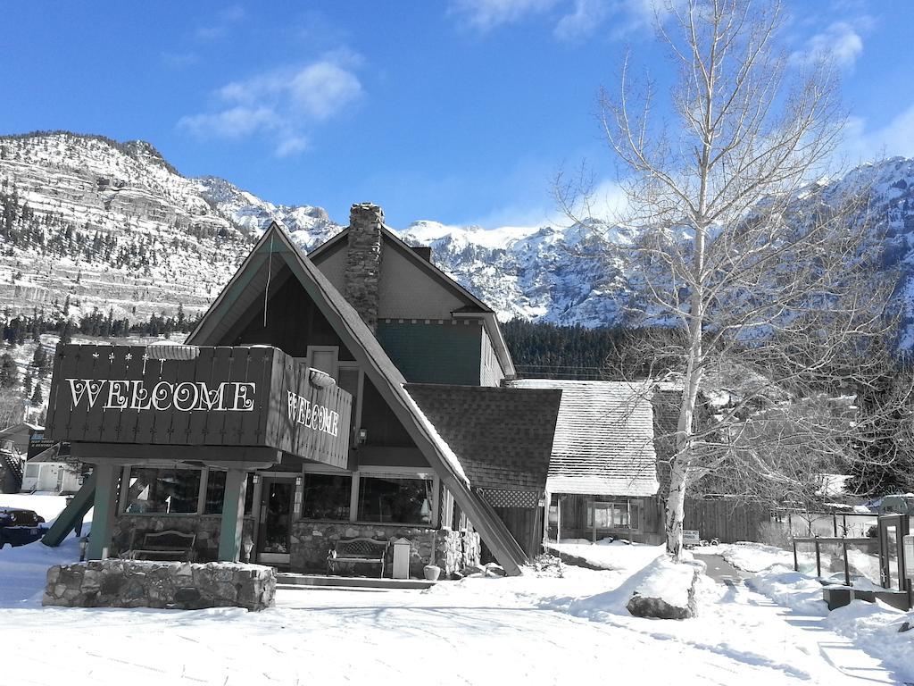 Twin Peaks & Hot Springs Hotel Ouray