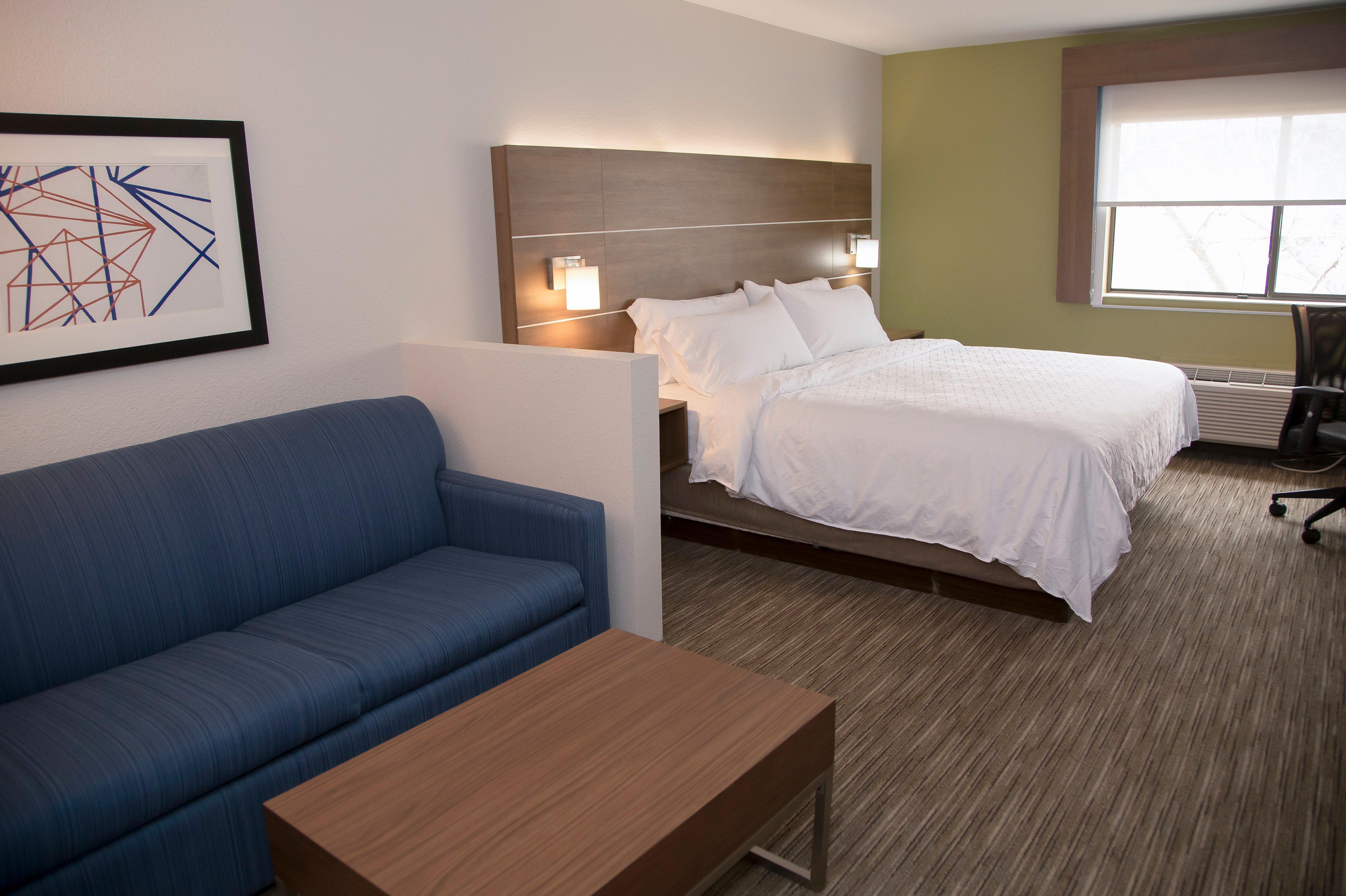 Holiday Express & North By Ihg Hotel Colorado Springs