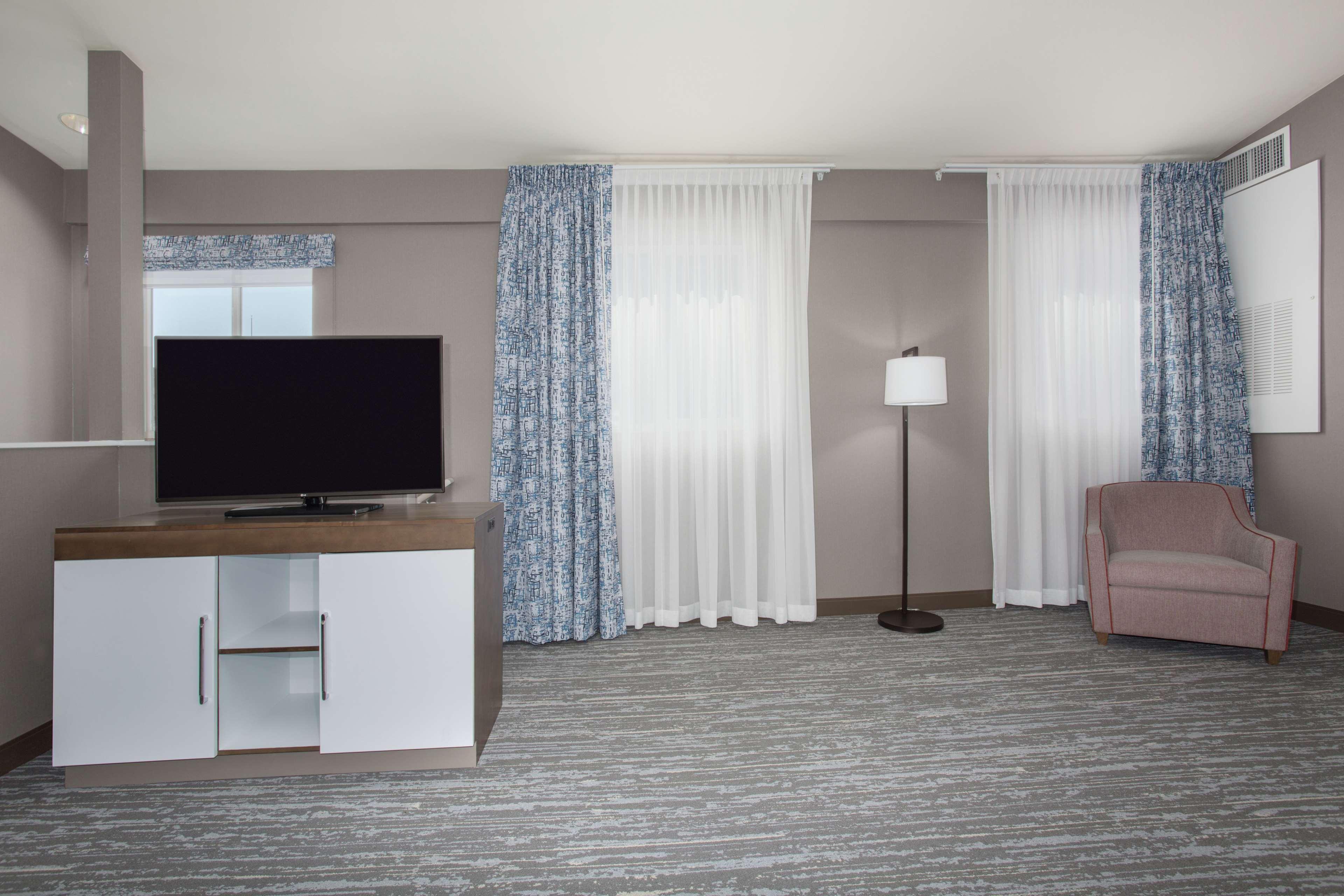 Hampton & Denver-downtown Hotel