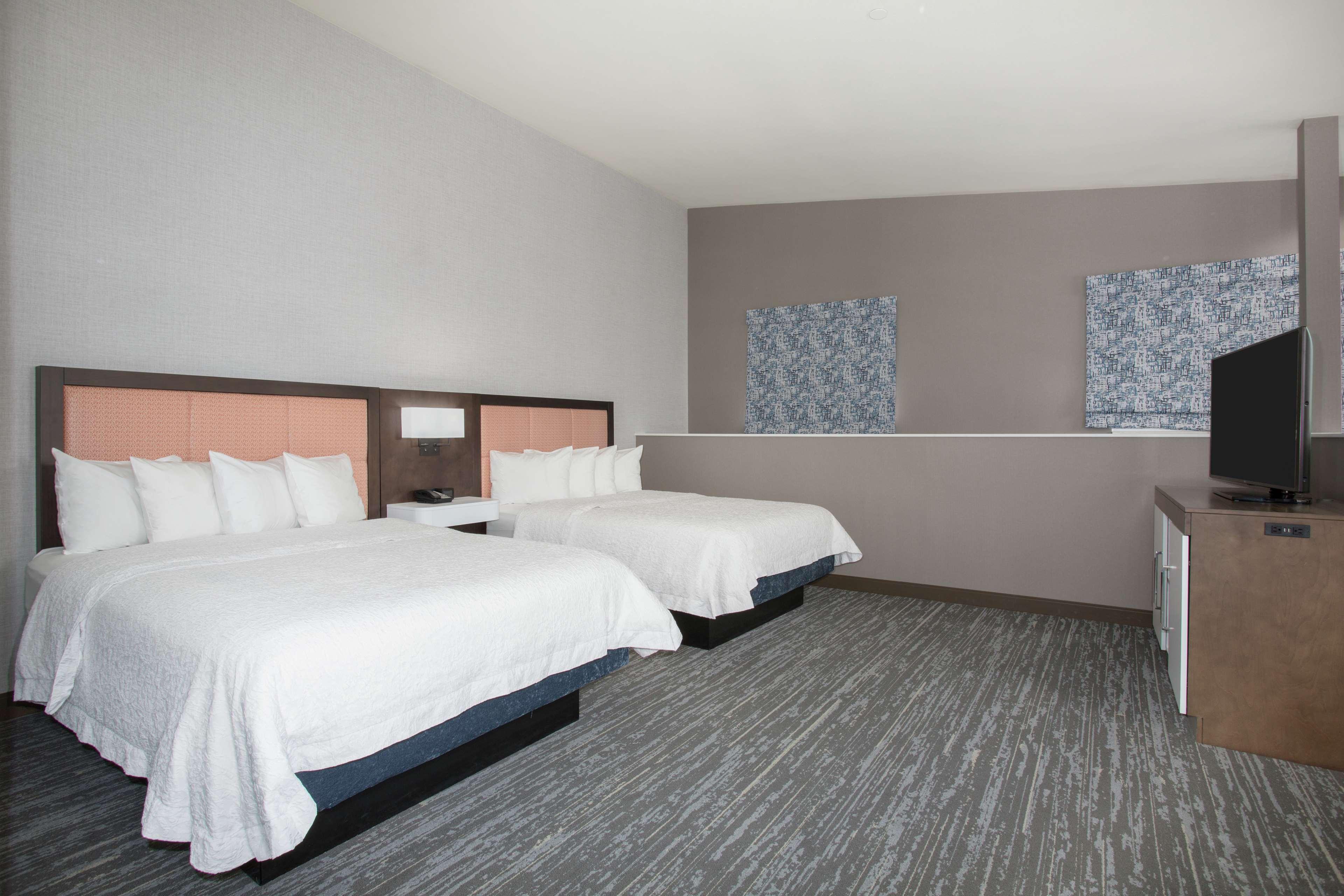 Hampton & Denver-downtown 3*
