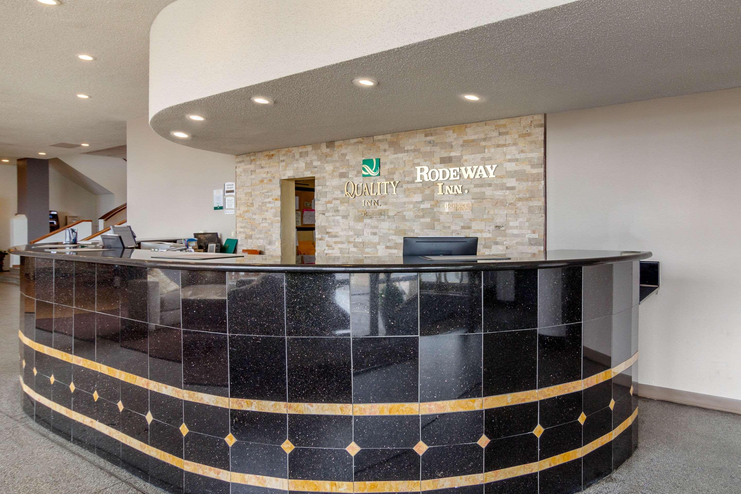 Budget Downtown Hotel 2*