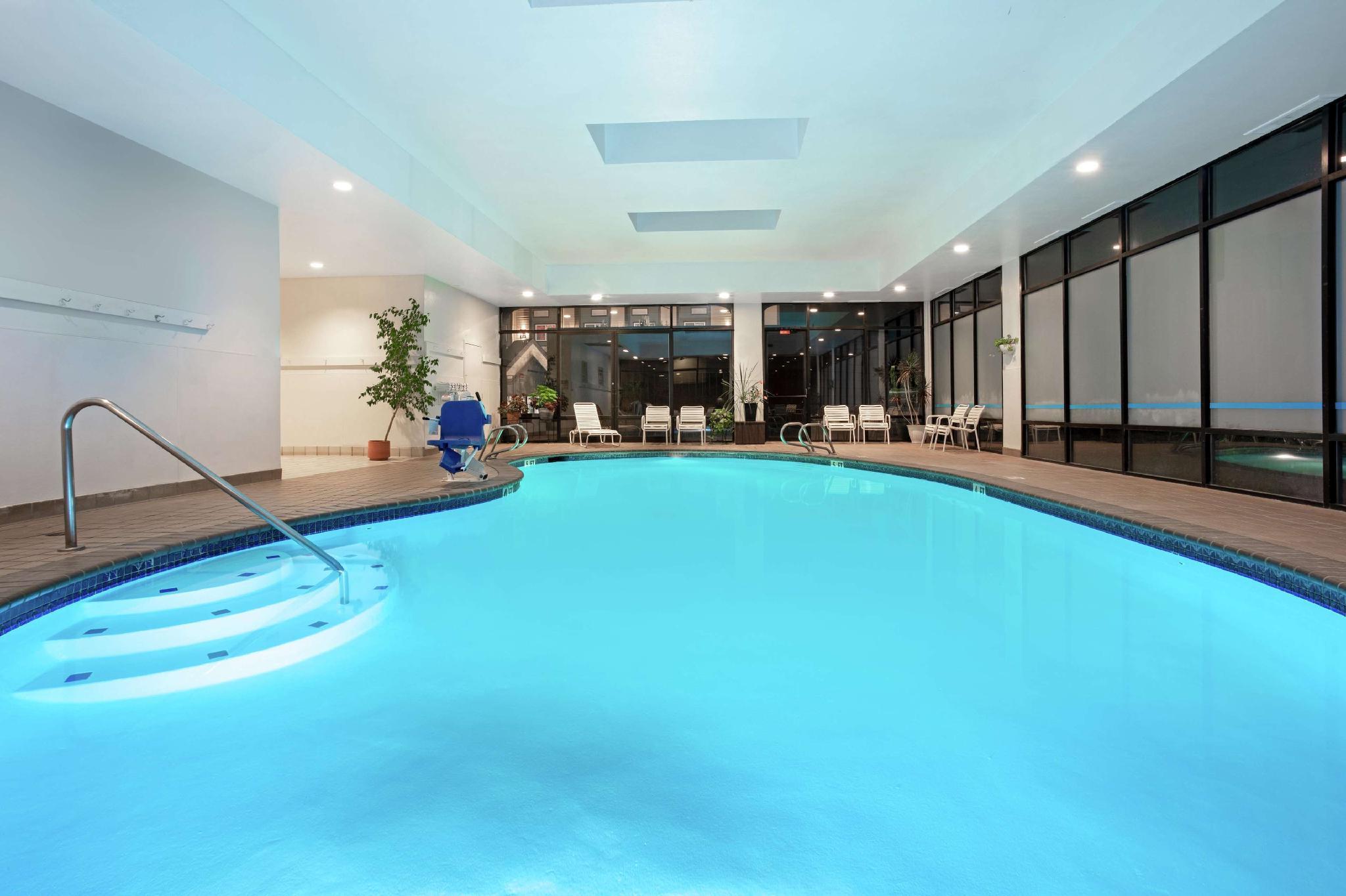 Hotel Spark By Hilton I 25 Central 3*