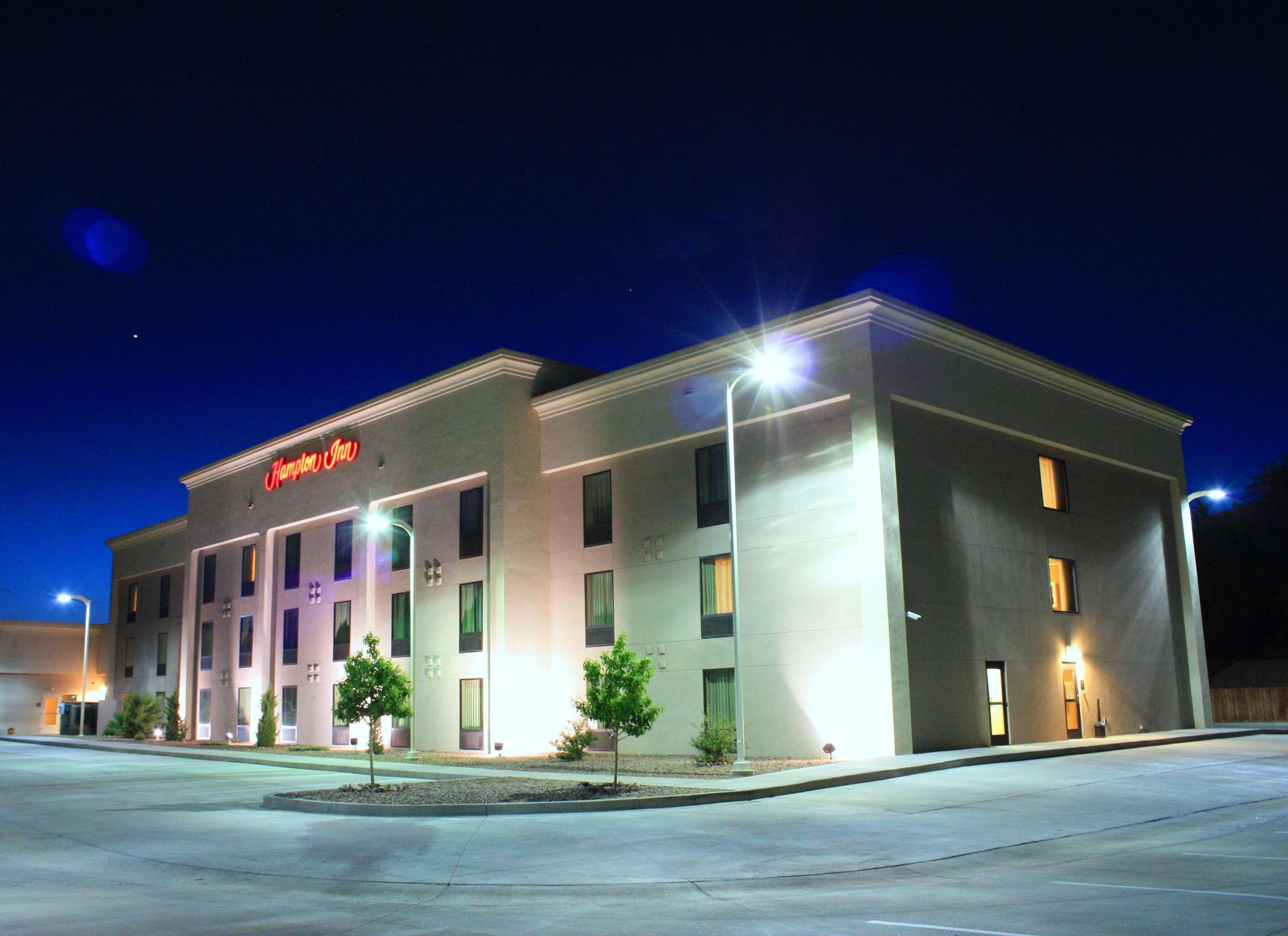 Hampton Canon Hotel 3*