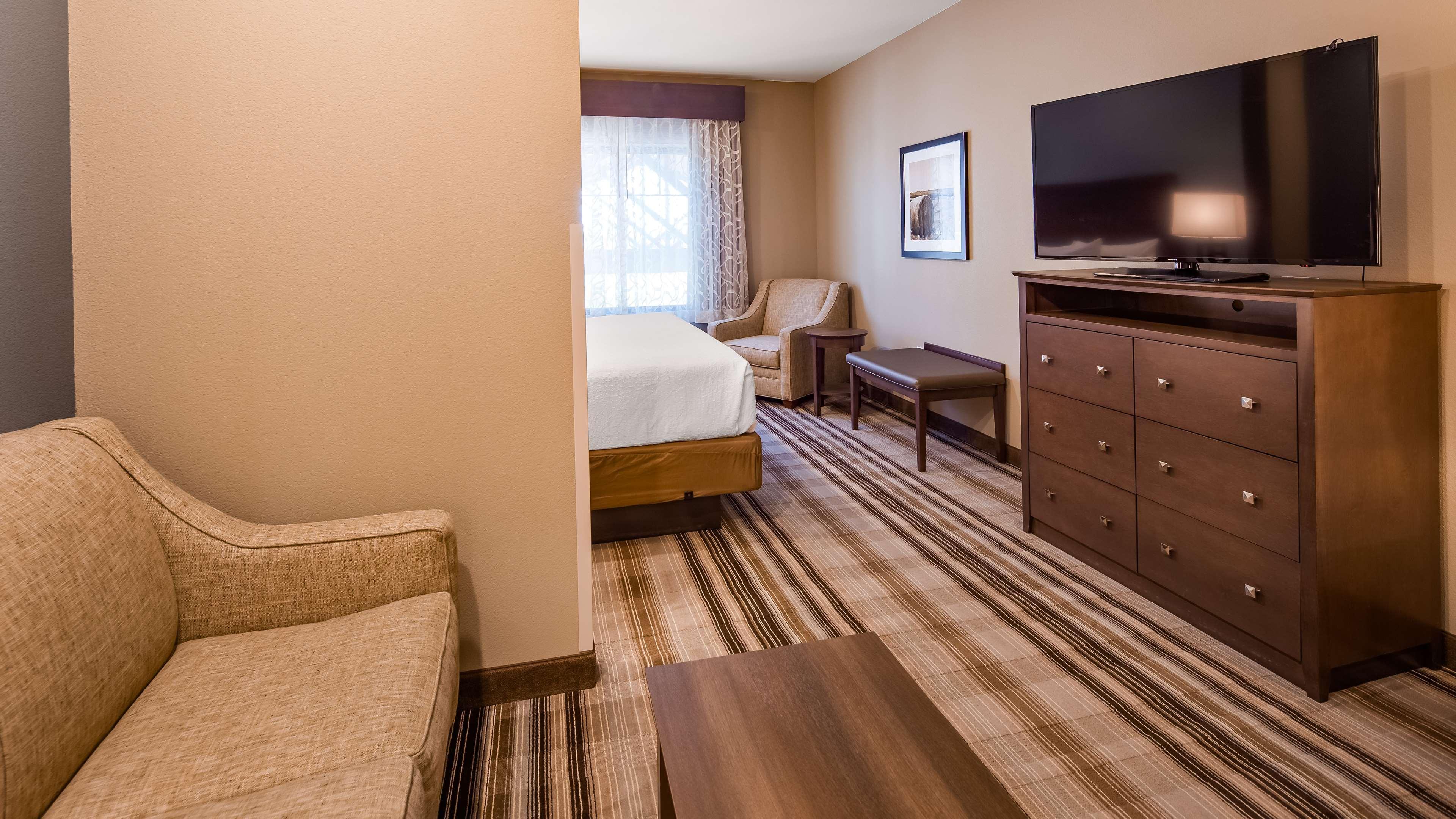 Best Western Plus Overland