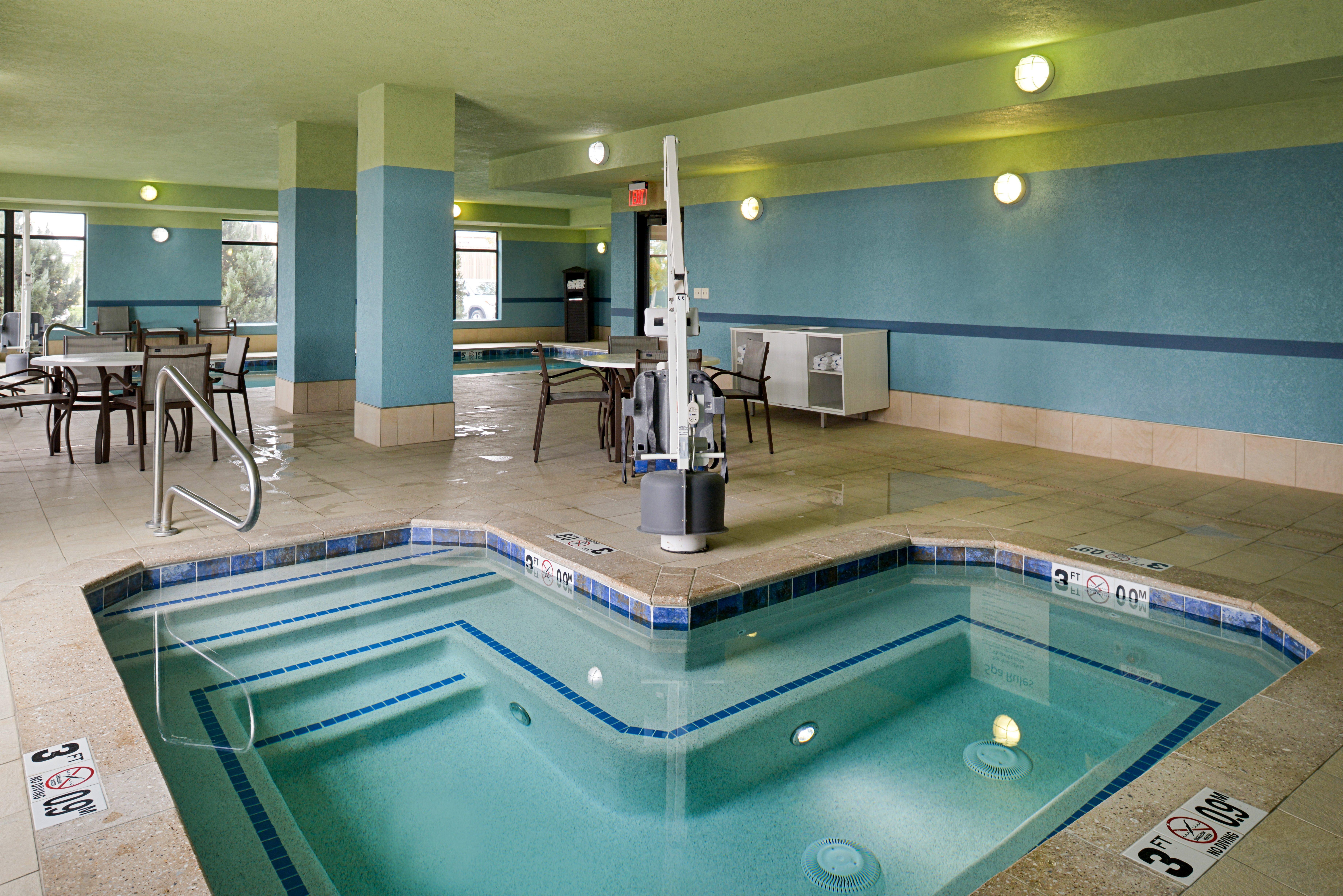 Holiday Express & By Ihg Hotel 3*
