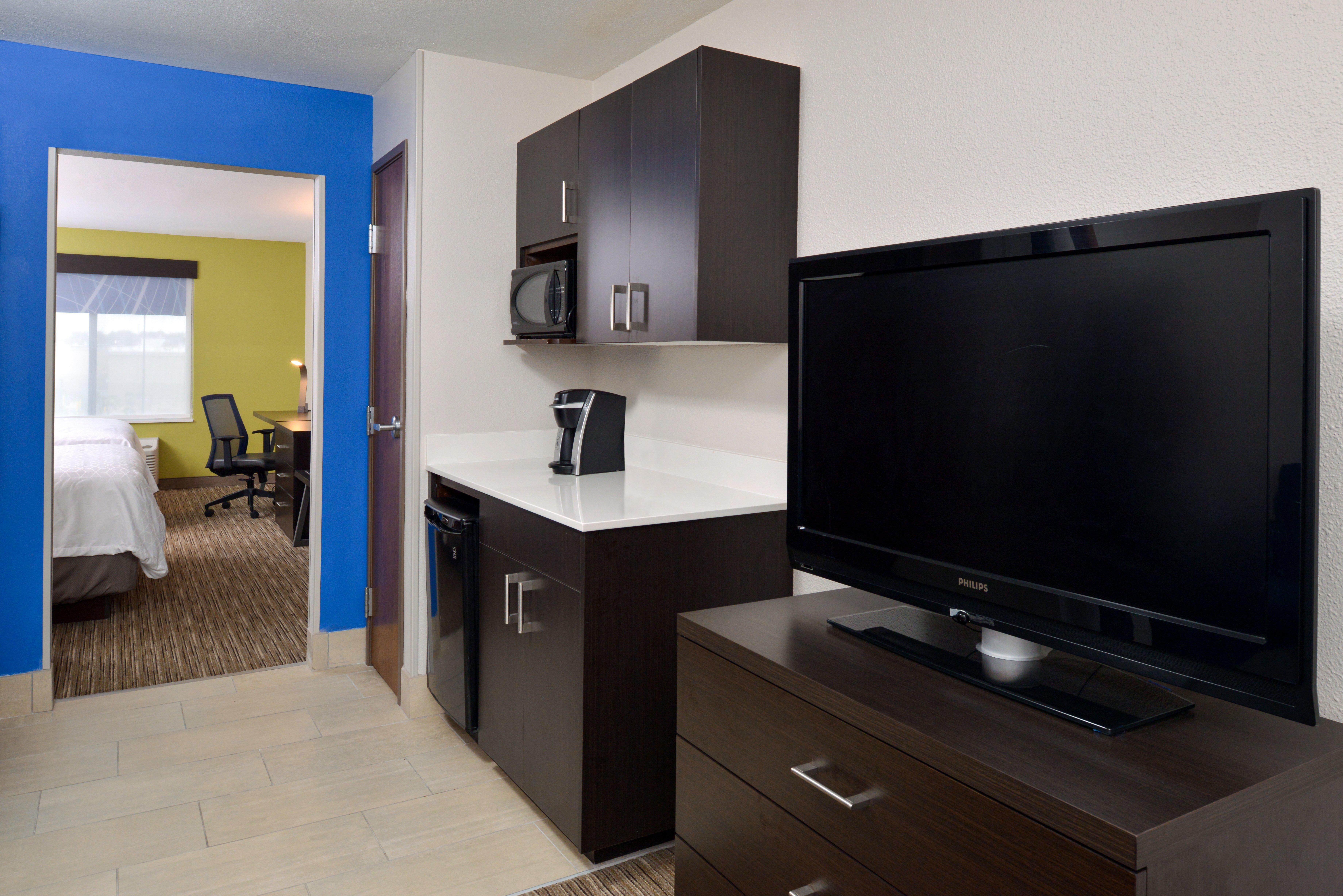 Holiday Express & By Ihg 3*