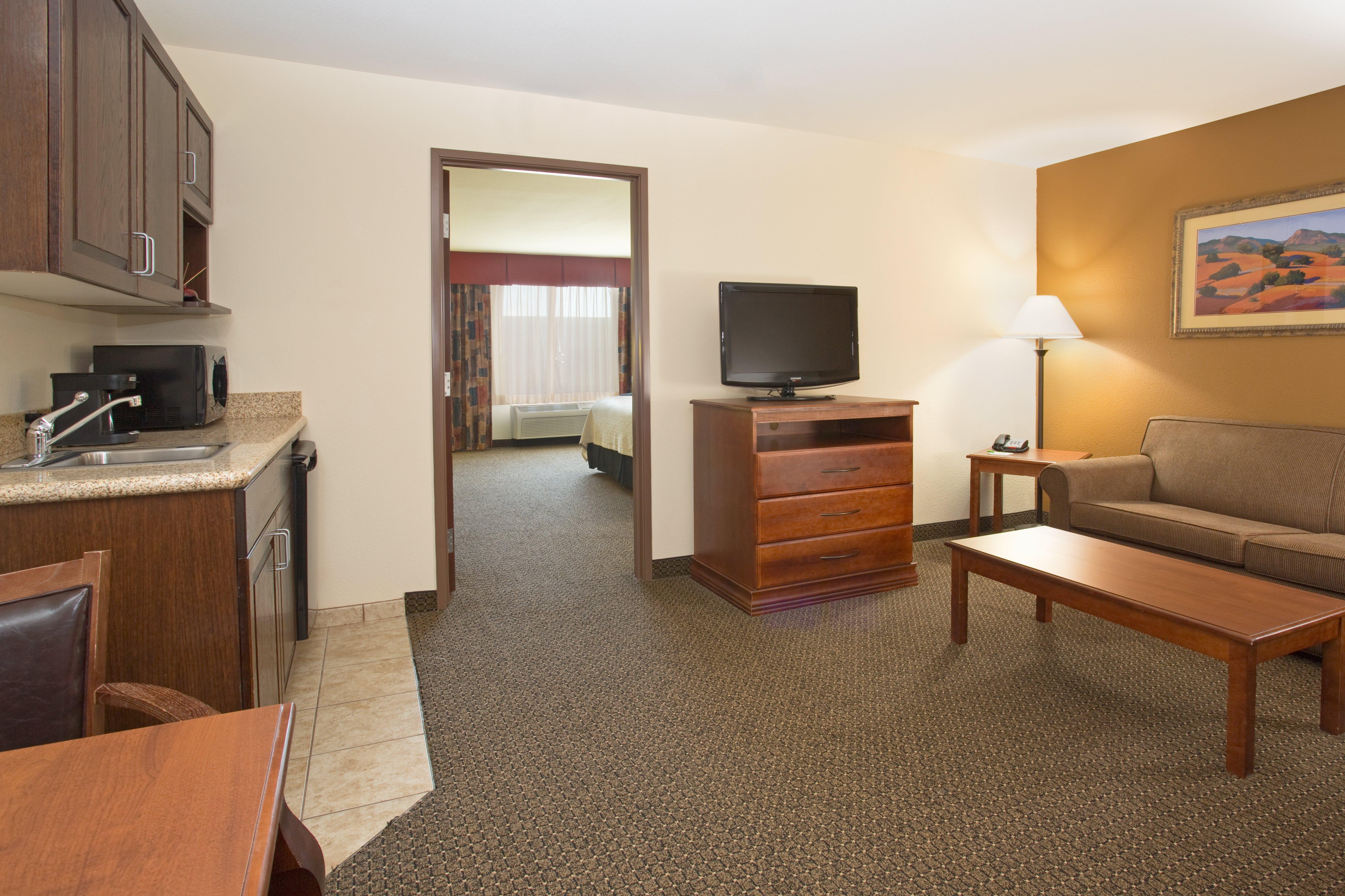 Express & By Ihg Hotel Trinidad