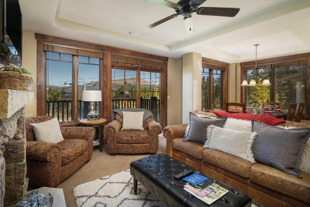 Apartment Crystal Peak 7 Paradise With Spectacular Views, Hot Tubs, And Gondola On-site! *