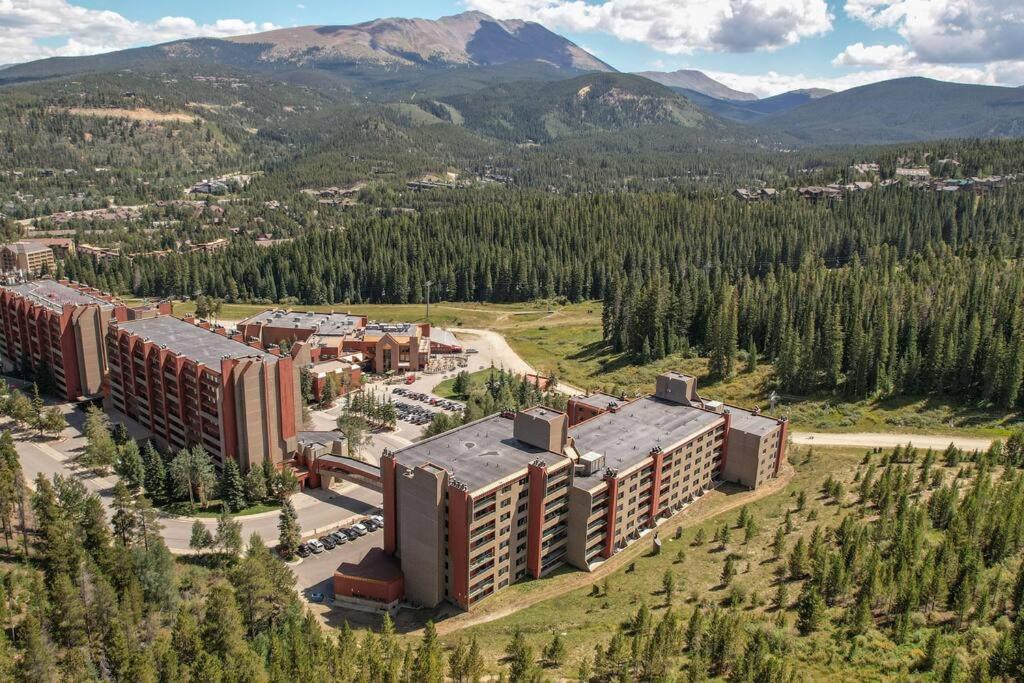 Beaver Run Apartment