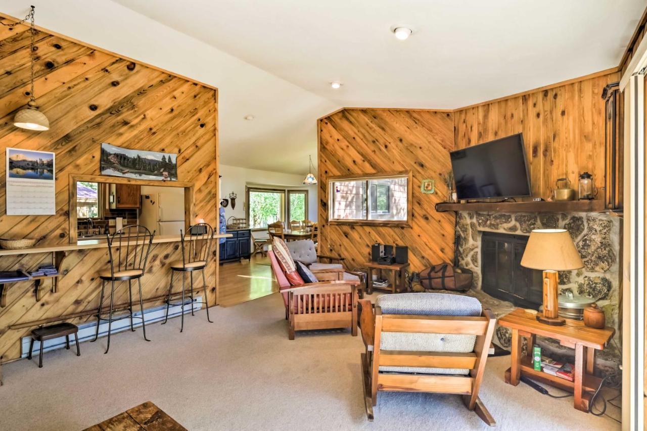 Breck Vacation With Hot Tub - 1 Mi To Peak 7 Holiday home Breckenridge