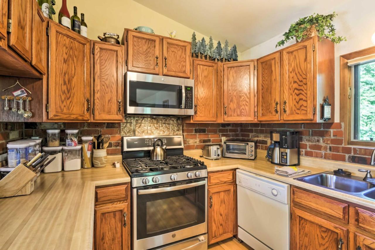 Breck Vacation With Hot Tub - 1 Mi To Peak 7 Holiday home