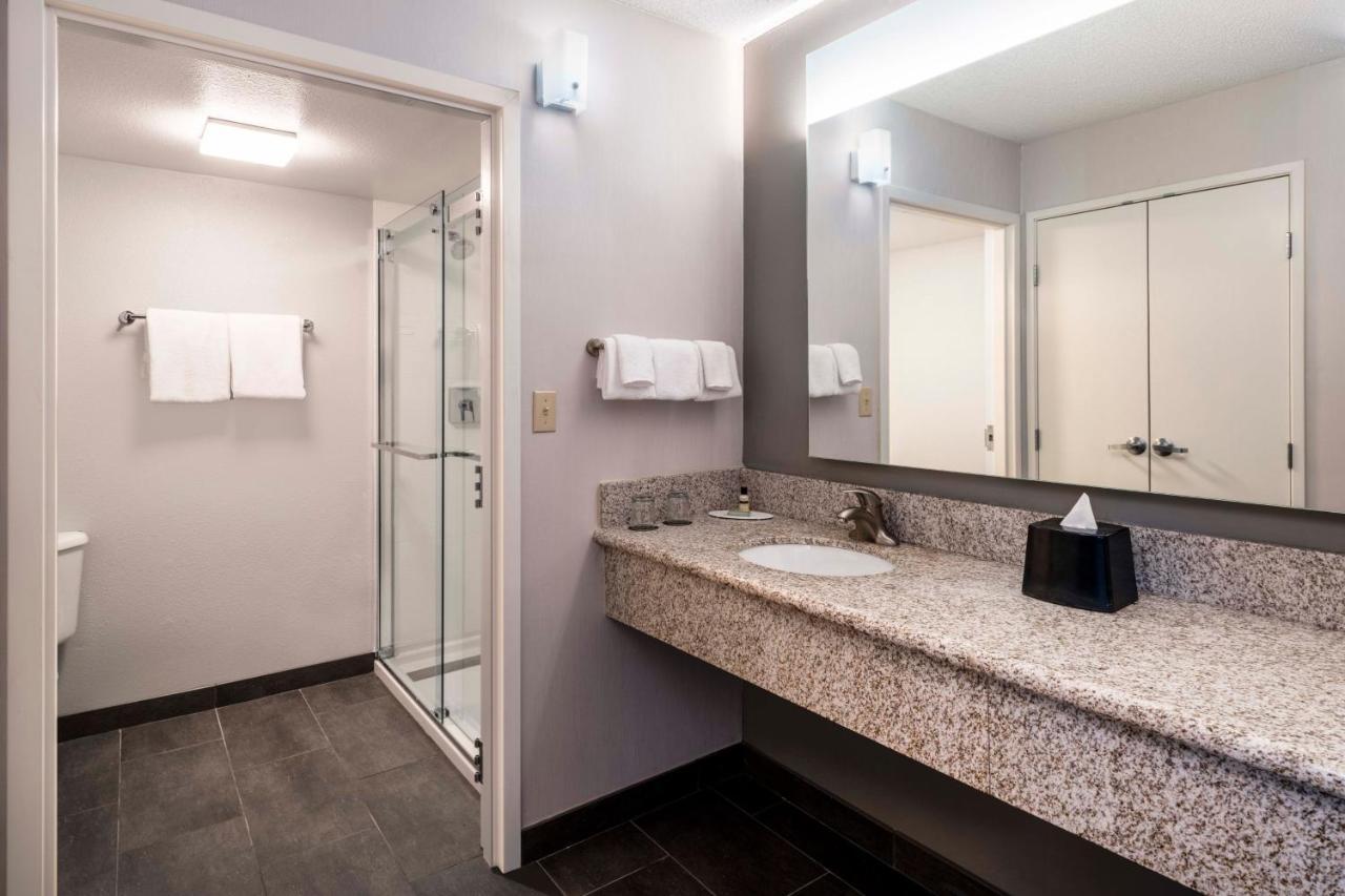 Courtyard Denver Southwest/lakewood 3*