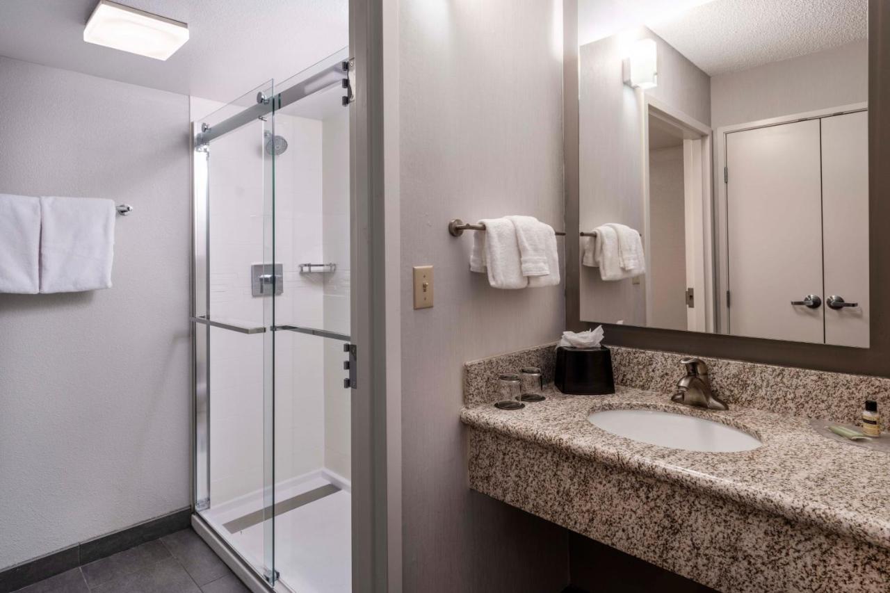 Courtyard Denver Southwest/lakewood Hotel 3*
