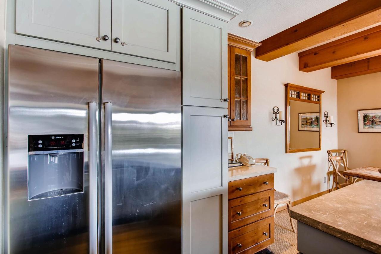 2br 2ba With Spectacular Mountain Views Apartment