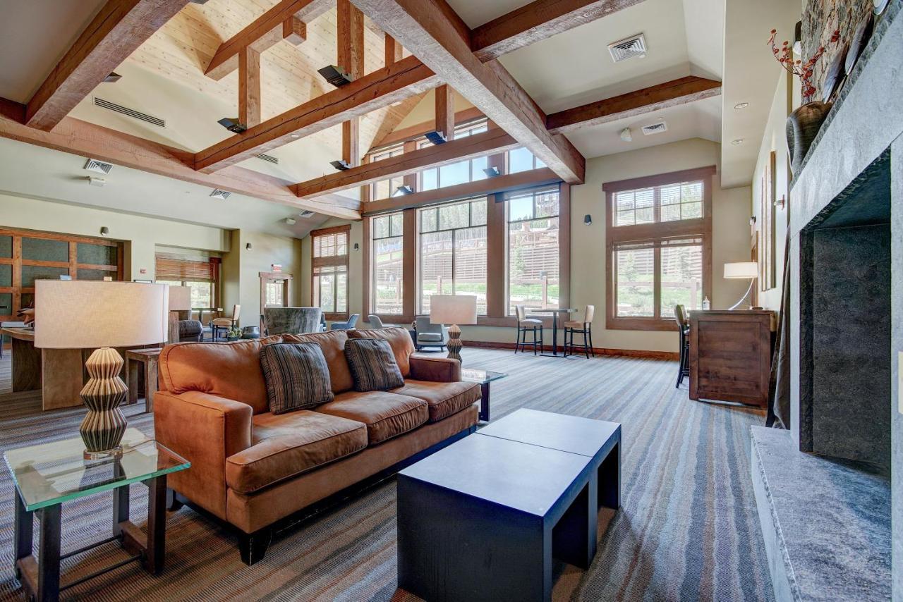 One Hill, A Rockresort