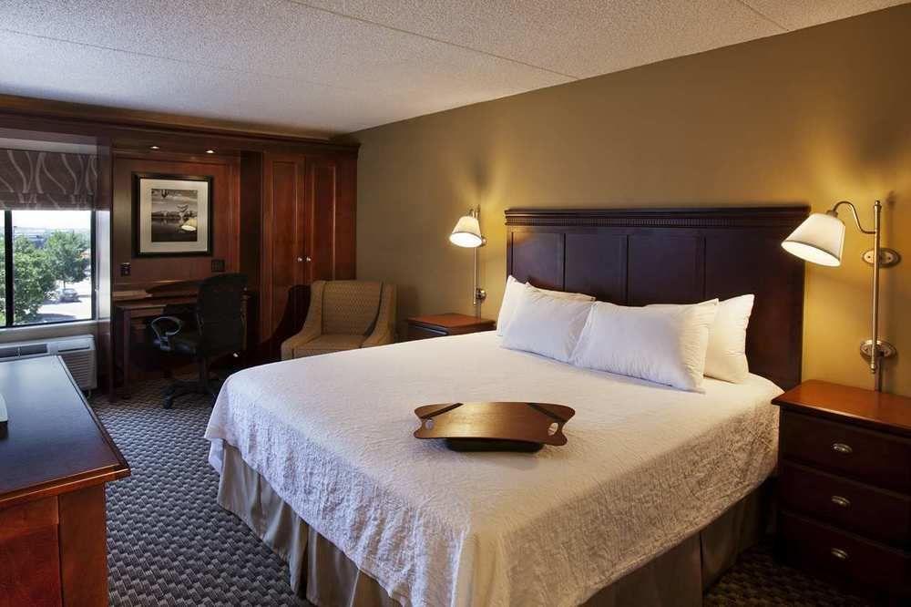 Spark By Hilton I 25 Central 3*