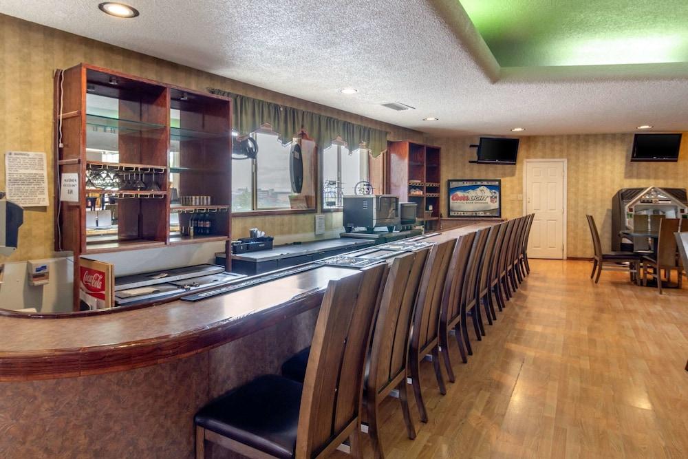 Budget Downtown Hotel 2*