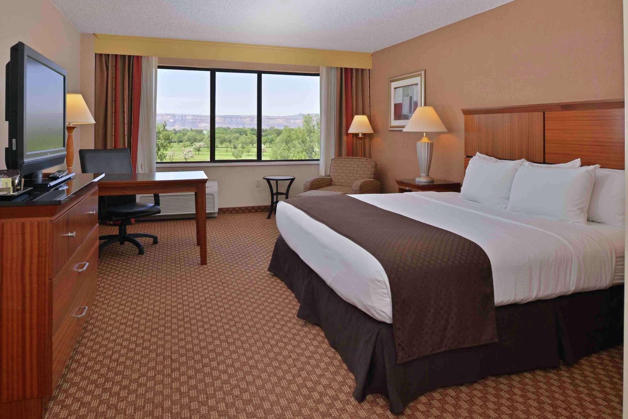 Doubletree By Hilton Hotel
