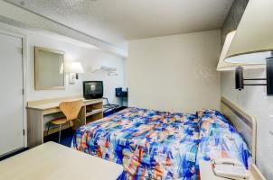 6- Denver, Co Downtown Hotel