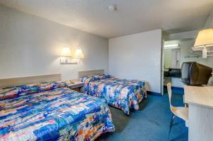 6- Denver, Co Downtown Hotel 2*