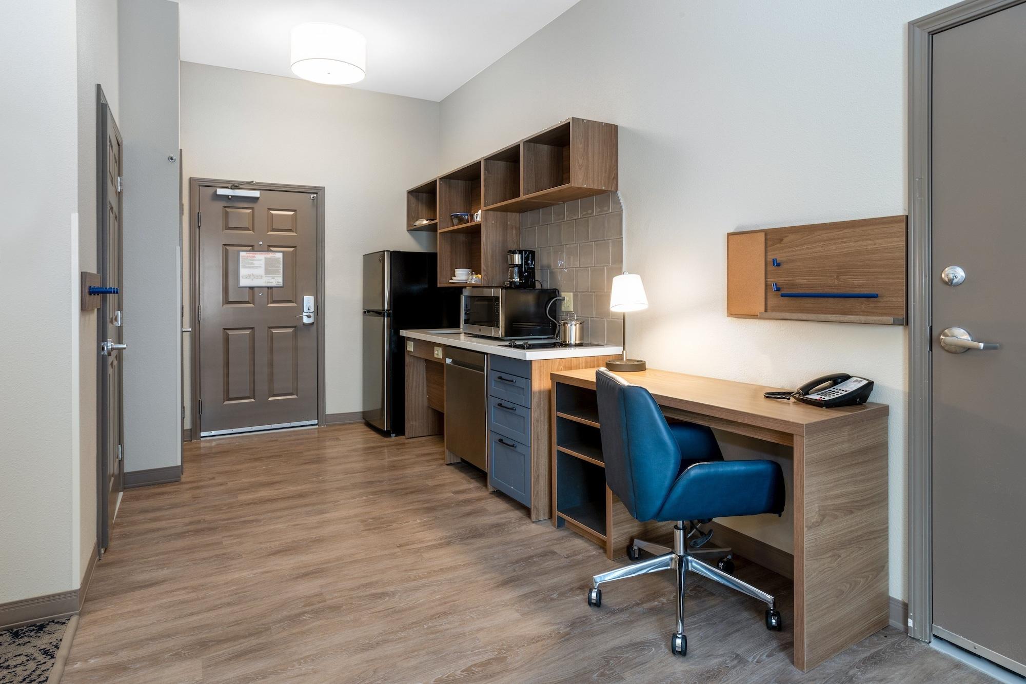 Candlewood By Ihg 2*