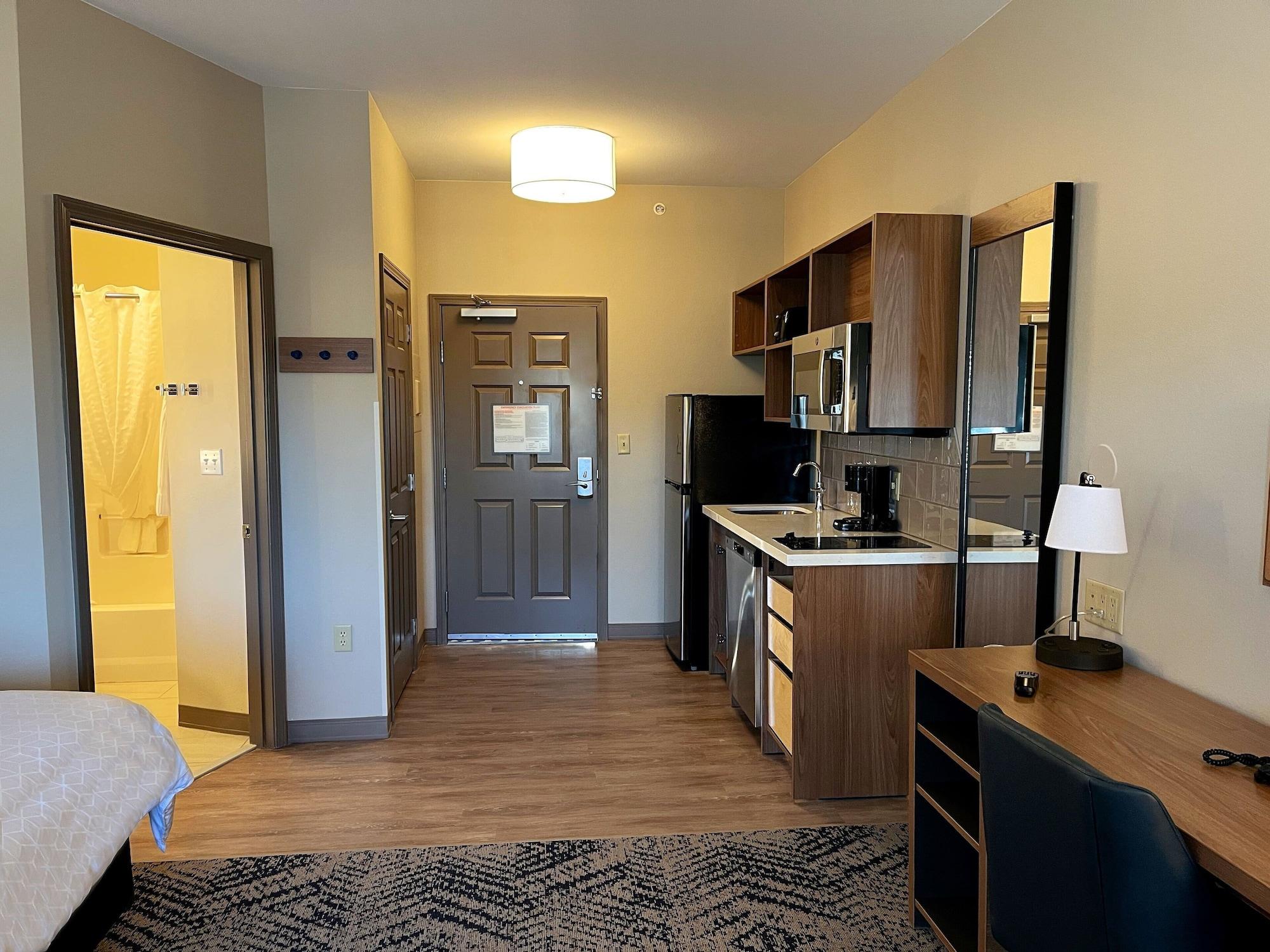 Candlewood By Ihg