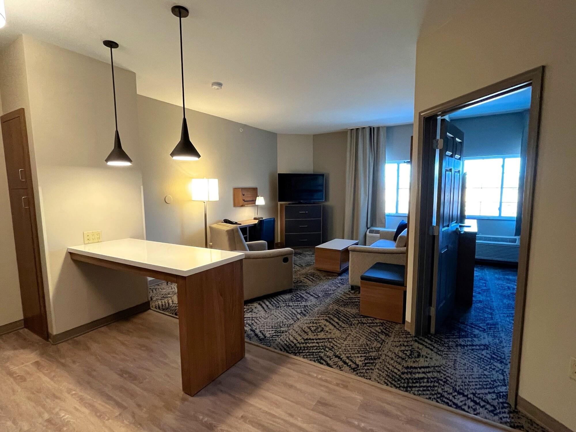 Candlewood By Ihg 2*