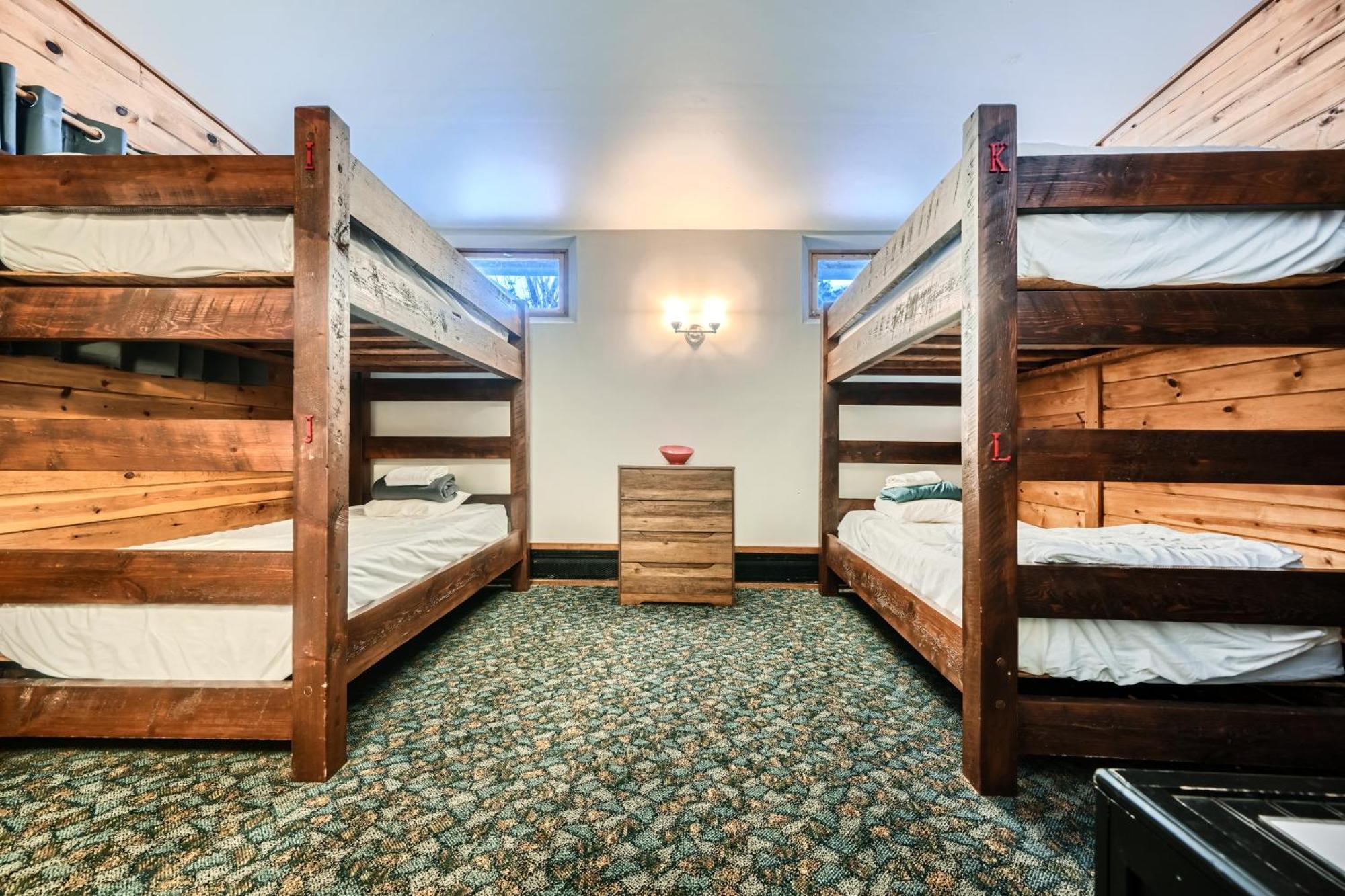 A-lodge Lodge *