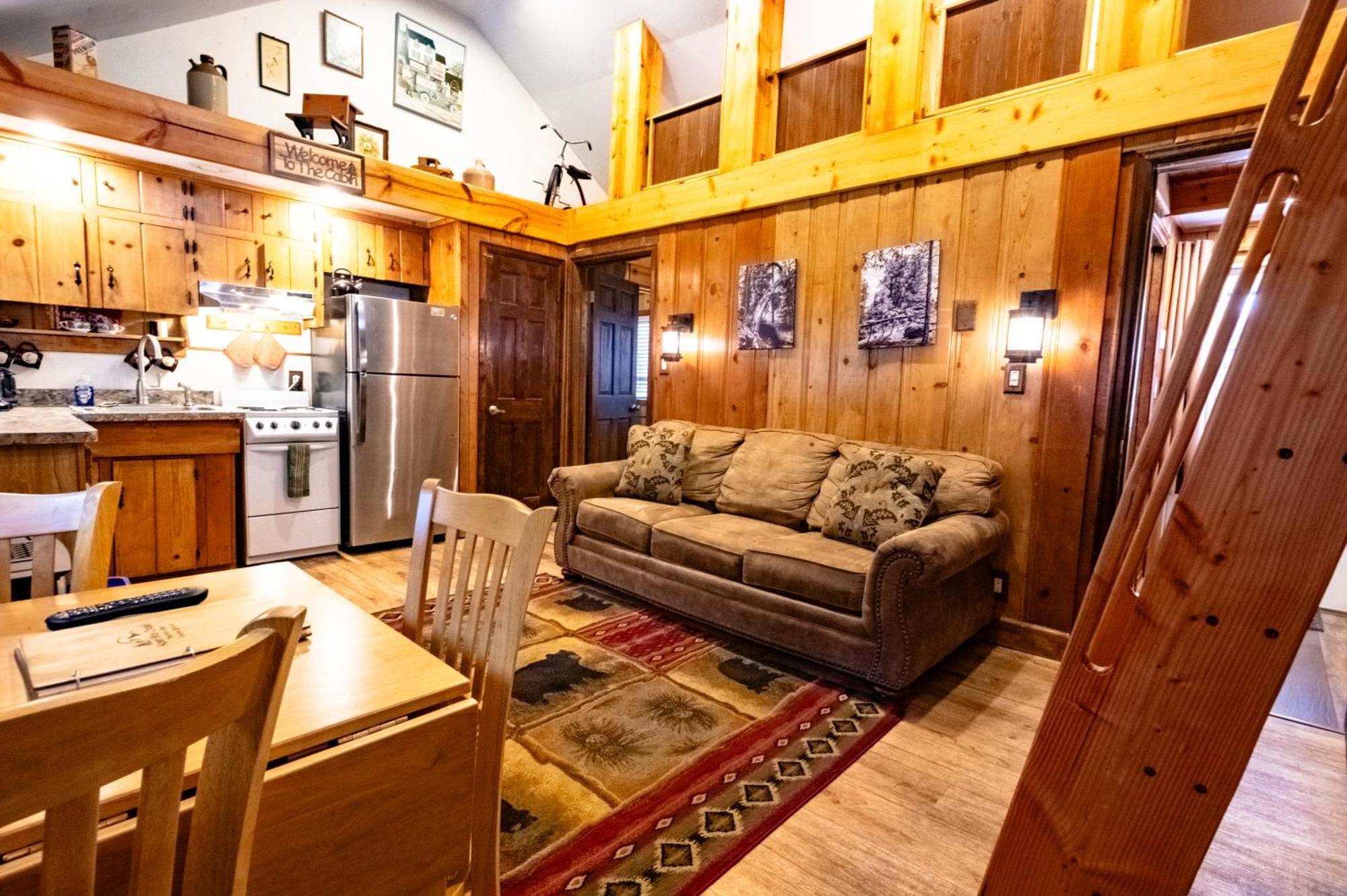 Alpen Way Mountain Lodge *