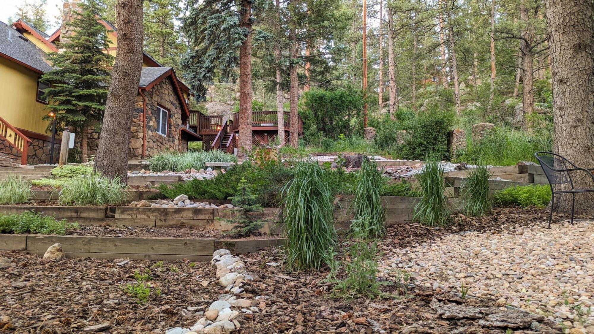 Alpen Way Mountain Lodge *