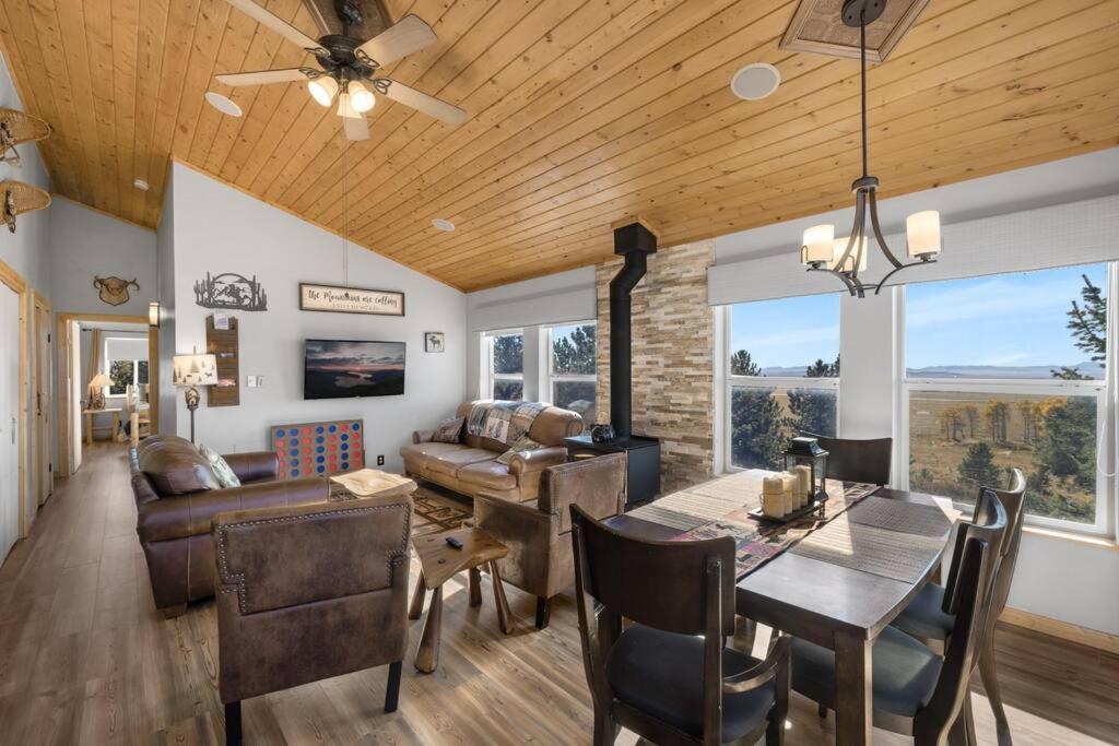 Lookout - Private Hot Tub - Panoramic Views