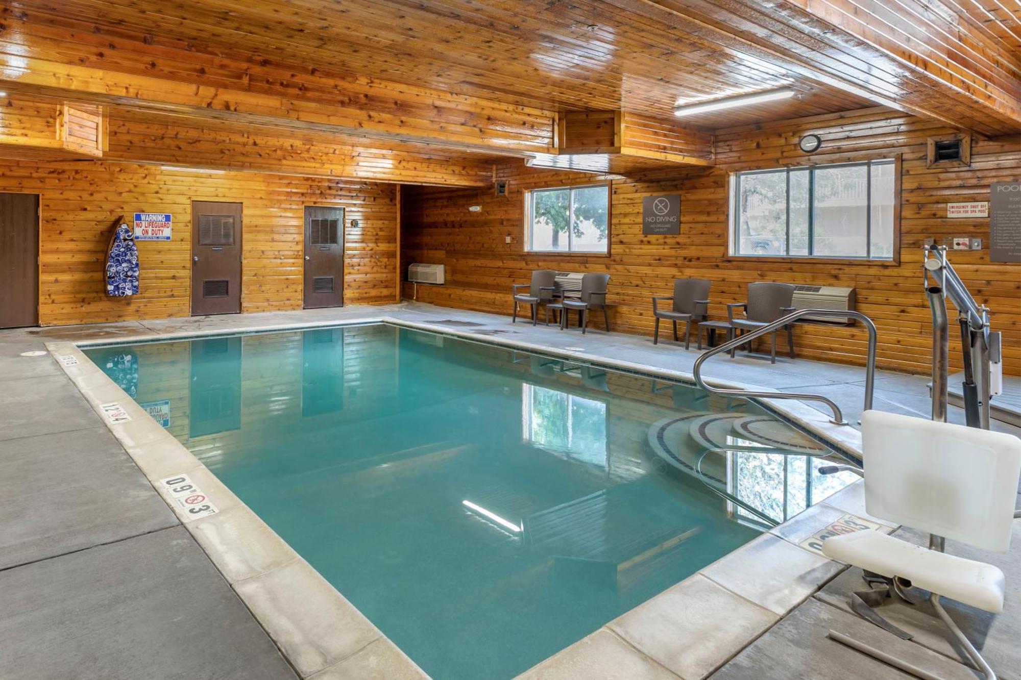 Inn Comfort Denver West Arvada Station 2*
