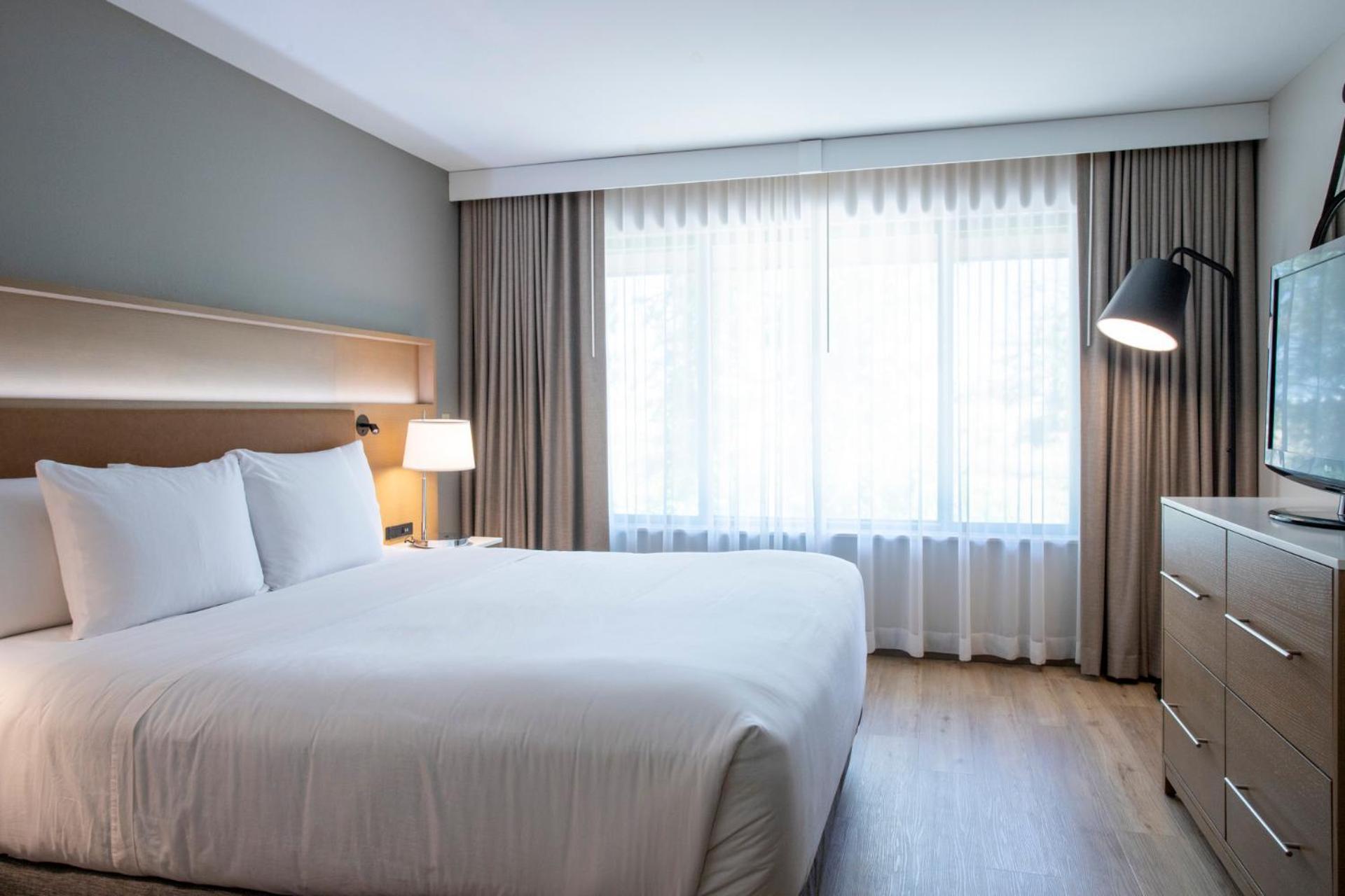 Hotel Radisson Airport 3*