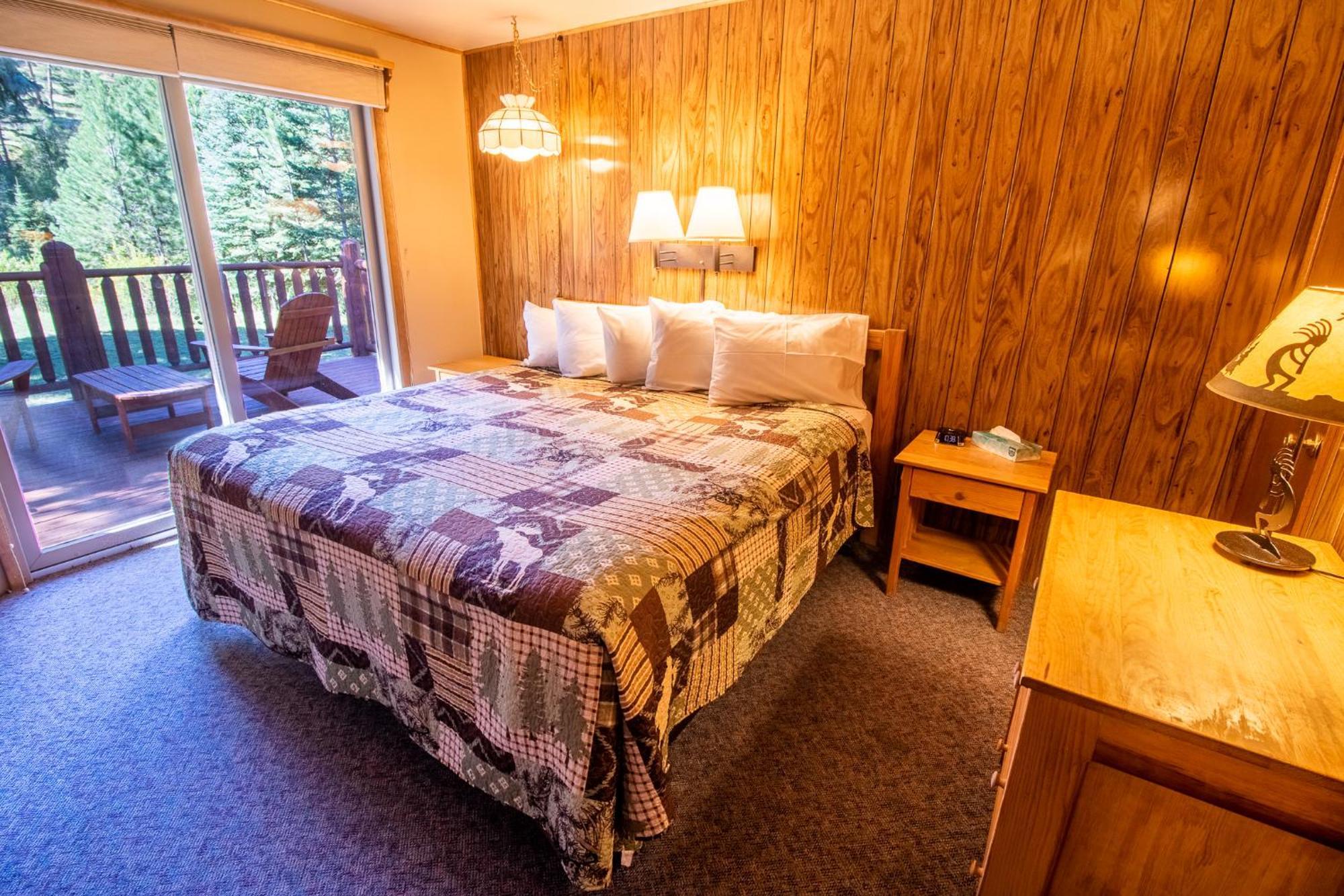 Lodge Castle Mountain