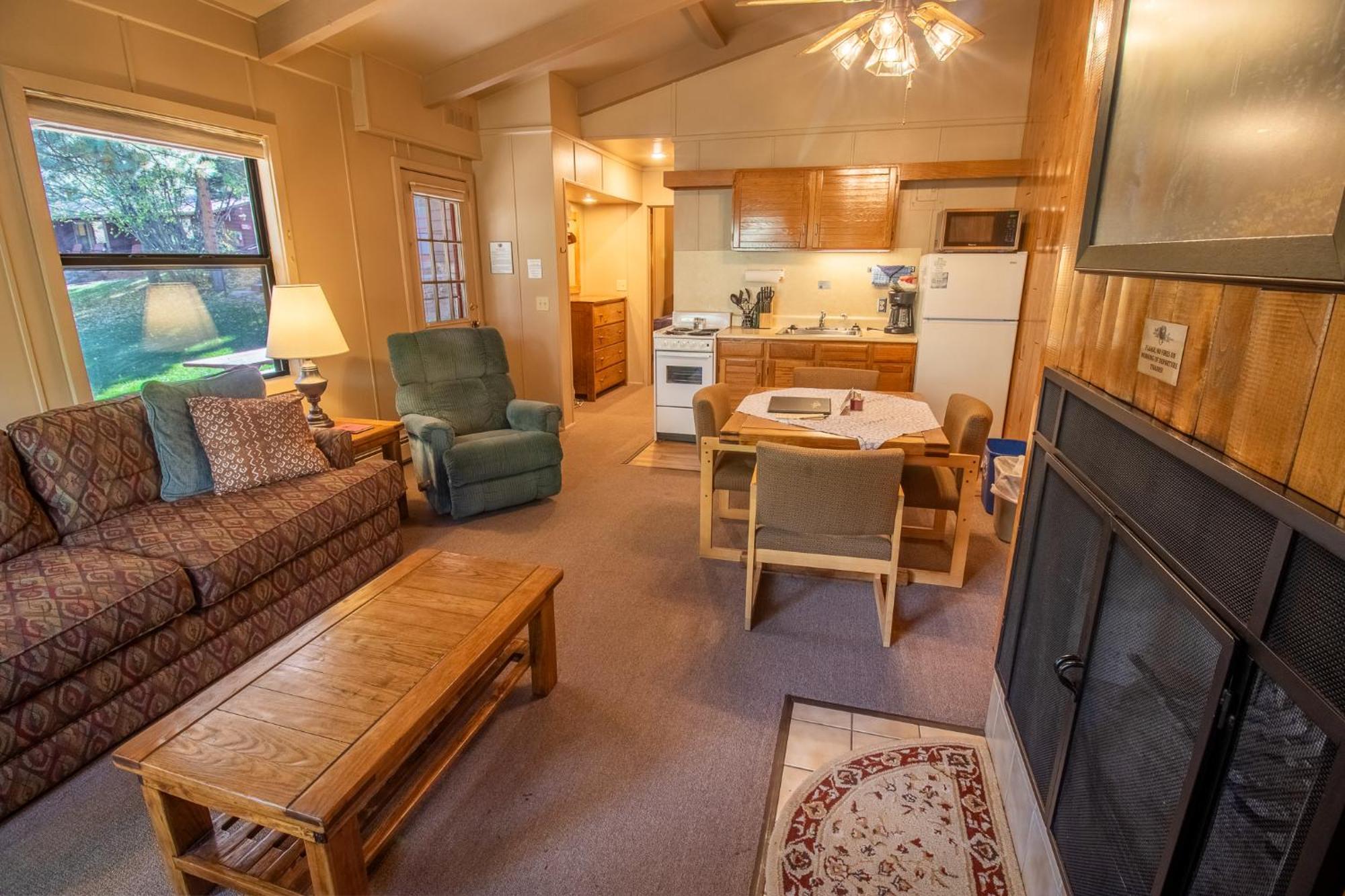 Castle Mountain Lodge *