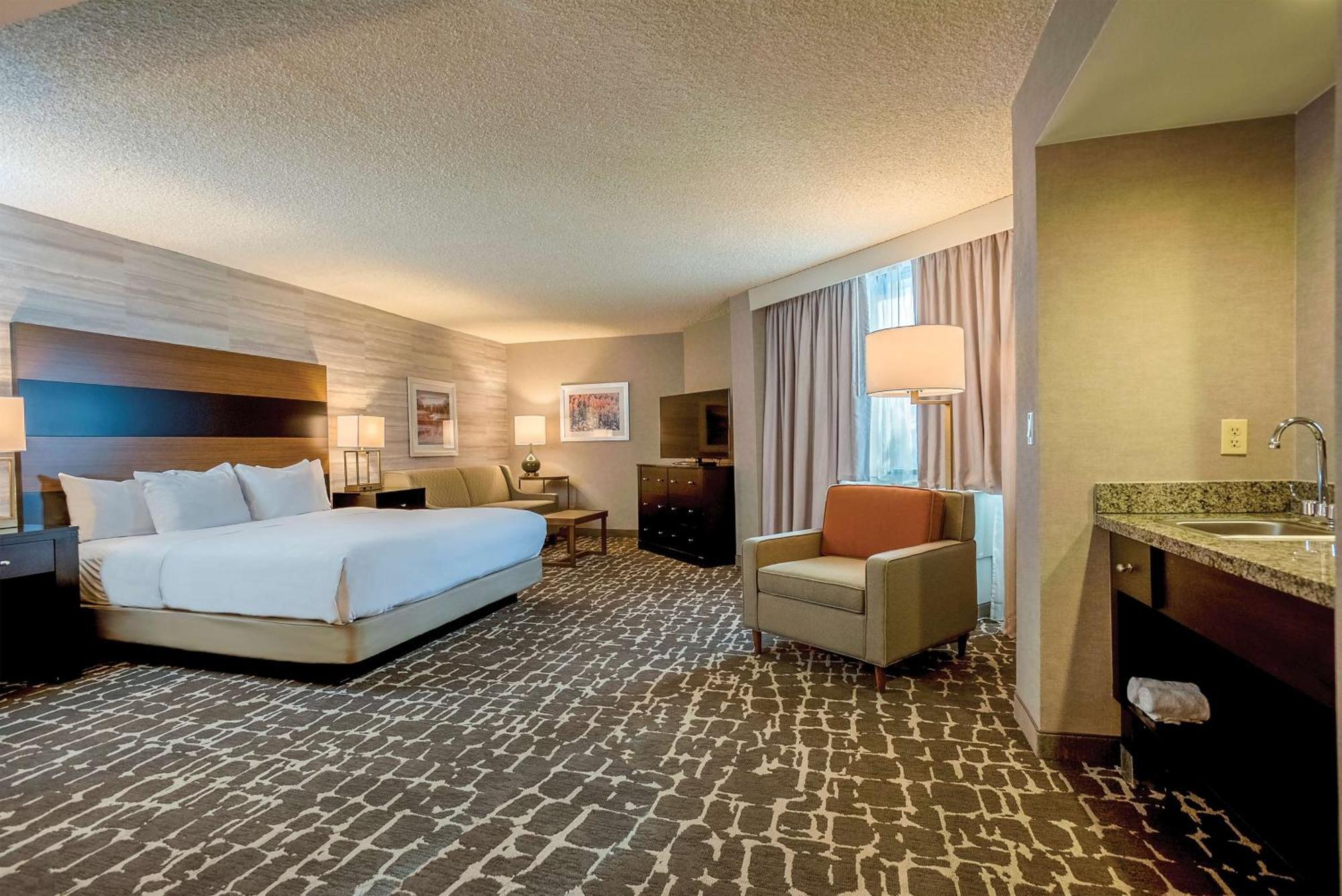 Hotel Doubletree By Hilton Denver - Aurora
